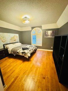 Photo 12 of 5847 Summerside Drive, Mississauga, Churchill Meadows — HOMEH