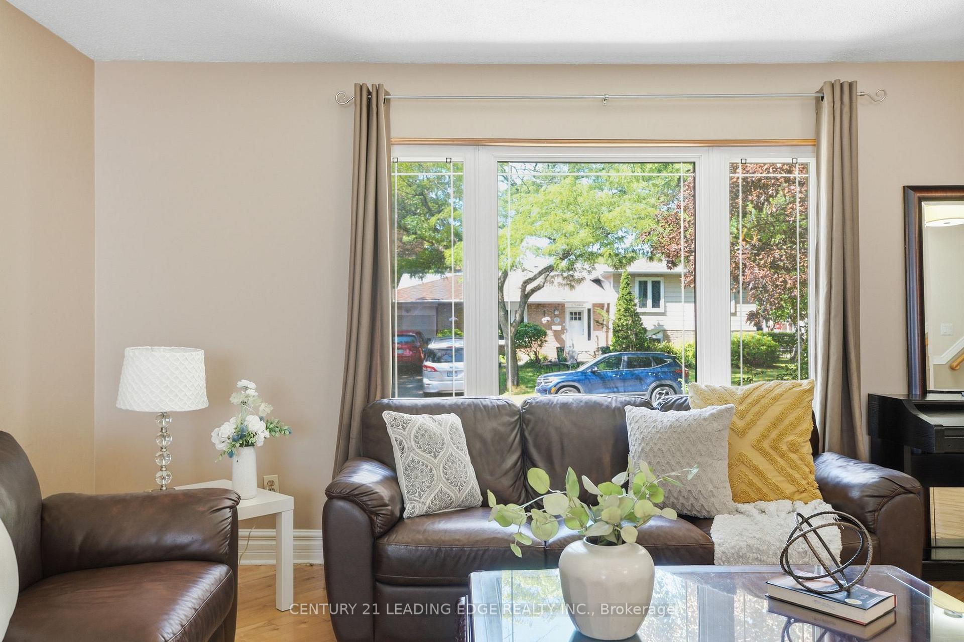 Photo 12 of 7 Dawson Street, Whitby, Lynde Creek — HOMEH