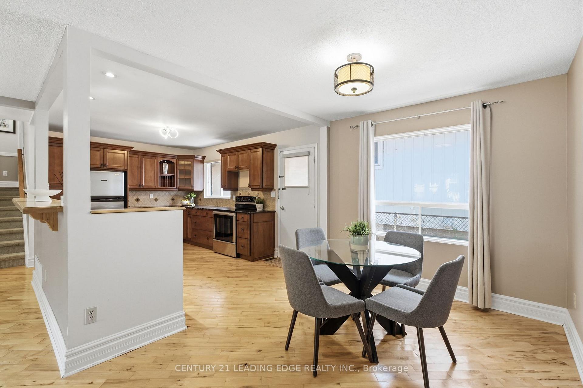 Photo 13 of 7 Dawson Street, Whitby, Lynde Creek — HOMEH