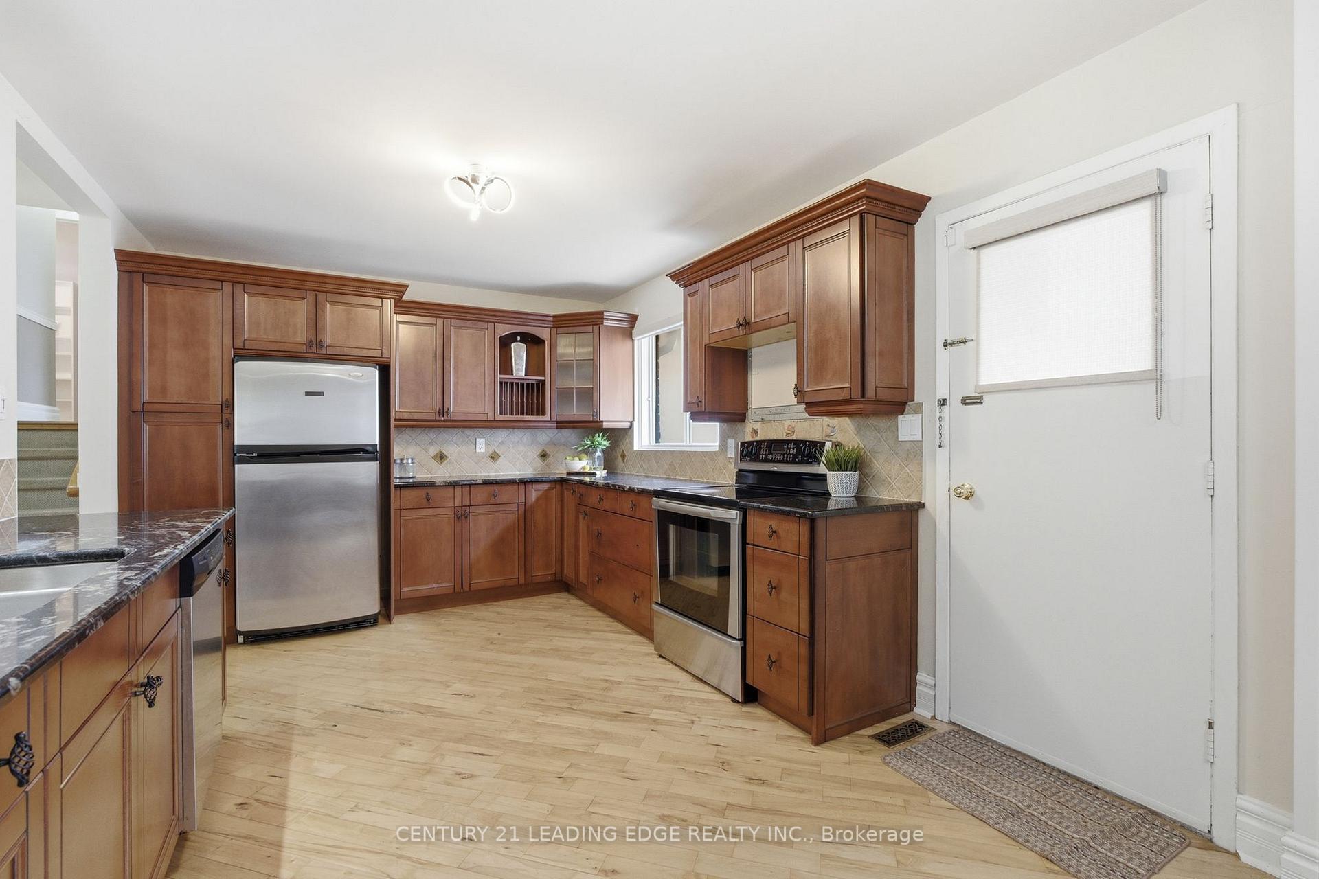 Photo 16 of 7 Dawson Street, Whitby, Lynde Creek — HOMEH