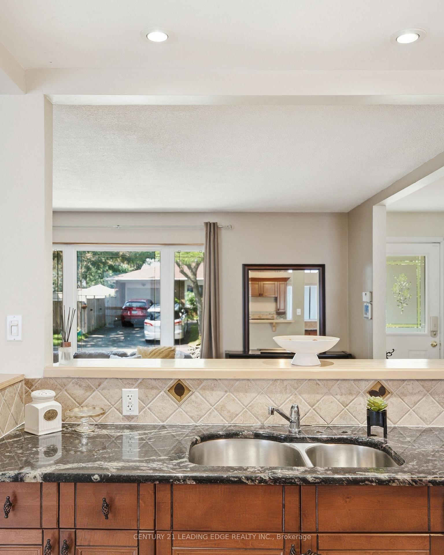 Photo 18 of 7 Dawson Street, Whitby, Lynde Creek — HOMEH