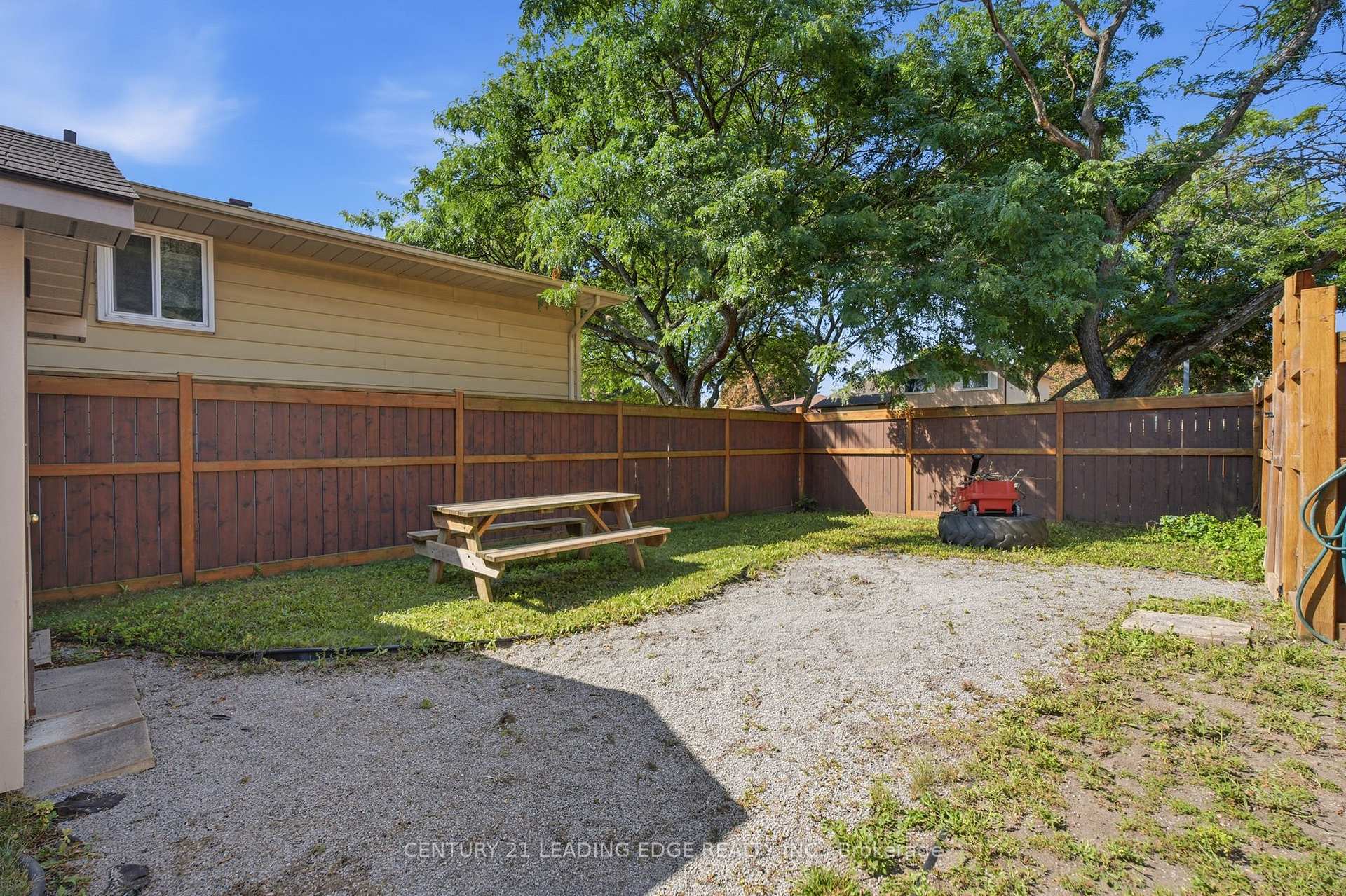 Photo 39 of 7 Dawson Street, Whitby, Lynde Creek — HOMEH