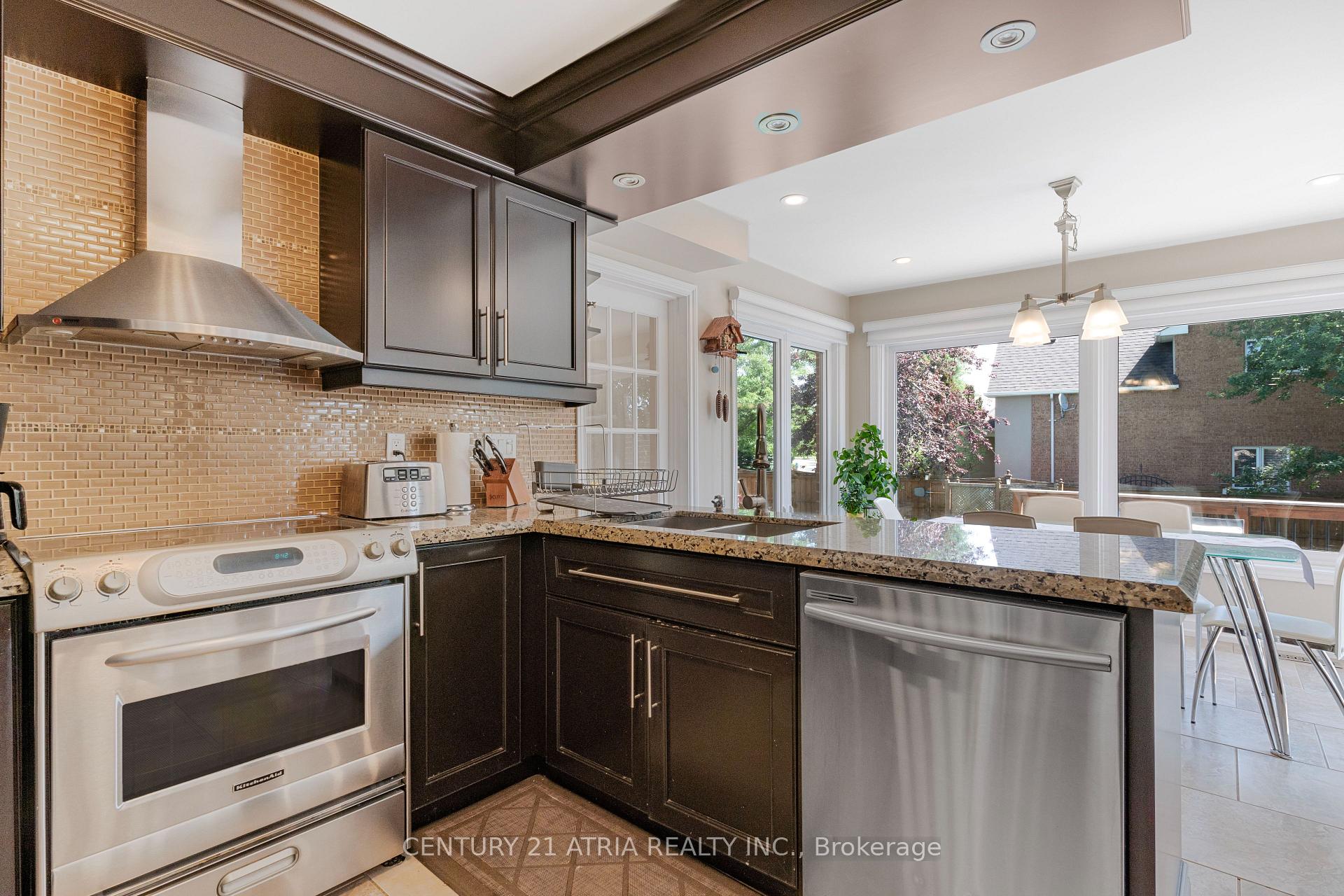 Photo 20 of 57 Ashfield Drive, Richmond Hill, Oak Ridges Lake Wilcox — HOMEH