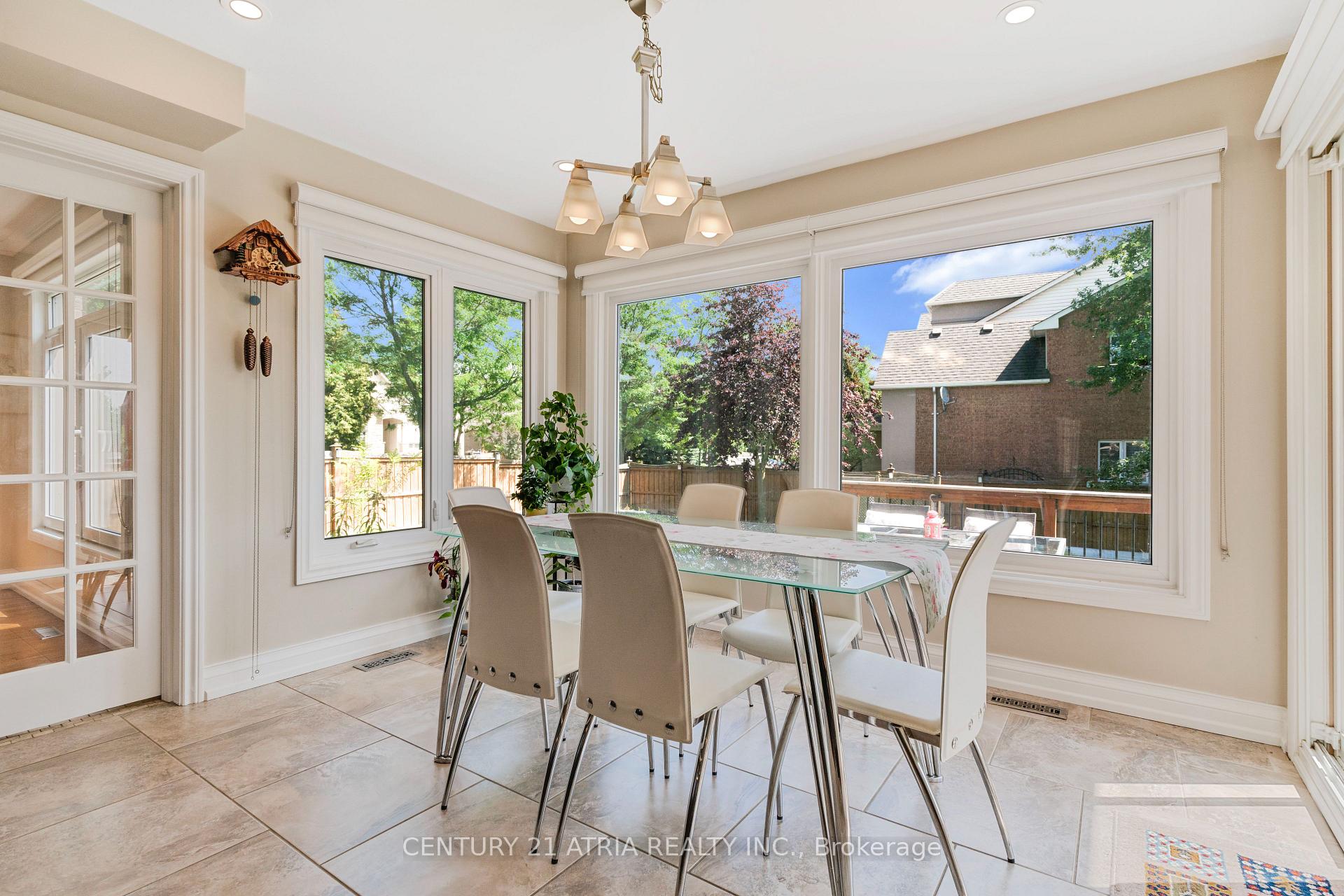 Photo 23 of 57 Ashfield Drive, Richmond Hill, Oak Ridges Lake Wilcox — HOMEH