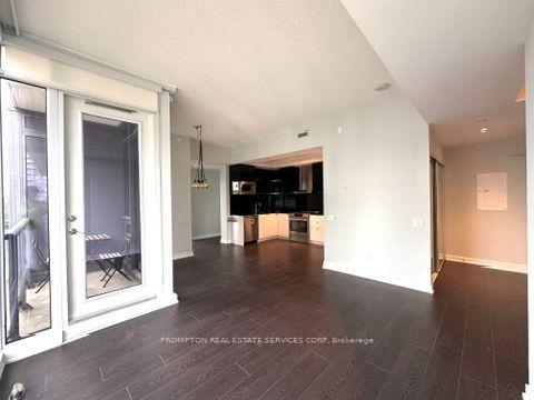 Photo 2 of Unit 707, 72 Esther Shiner Boulevard, North York, Bayview Village — HOMEH