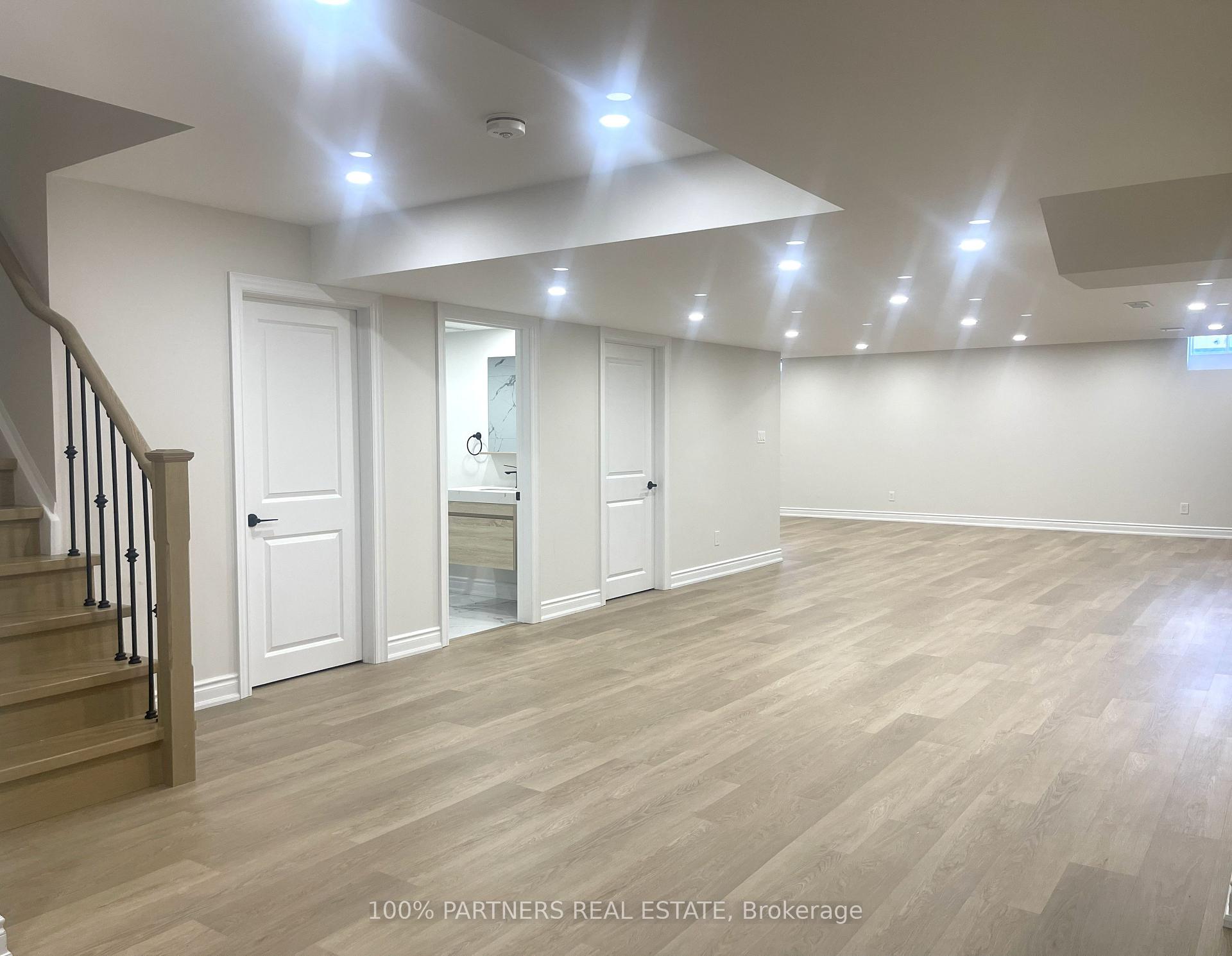 Photo 20 of 117 Botelho Circle E, Aurora, Bayview Southeast — HOMEH