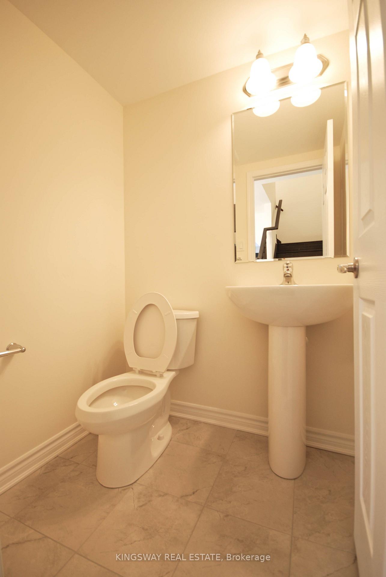 Photo 6 of 1670 Clitherow Street, Milton, Ford — HOMEH
