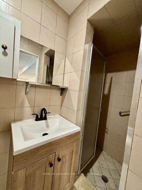 Photo 9 of Unit Basement, 46 Crestwood Road, Vaughan, Crestwood-Springfarm-Yorkhill — HOMEH