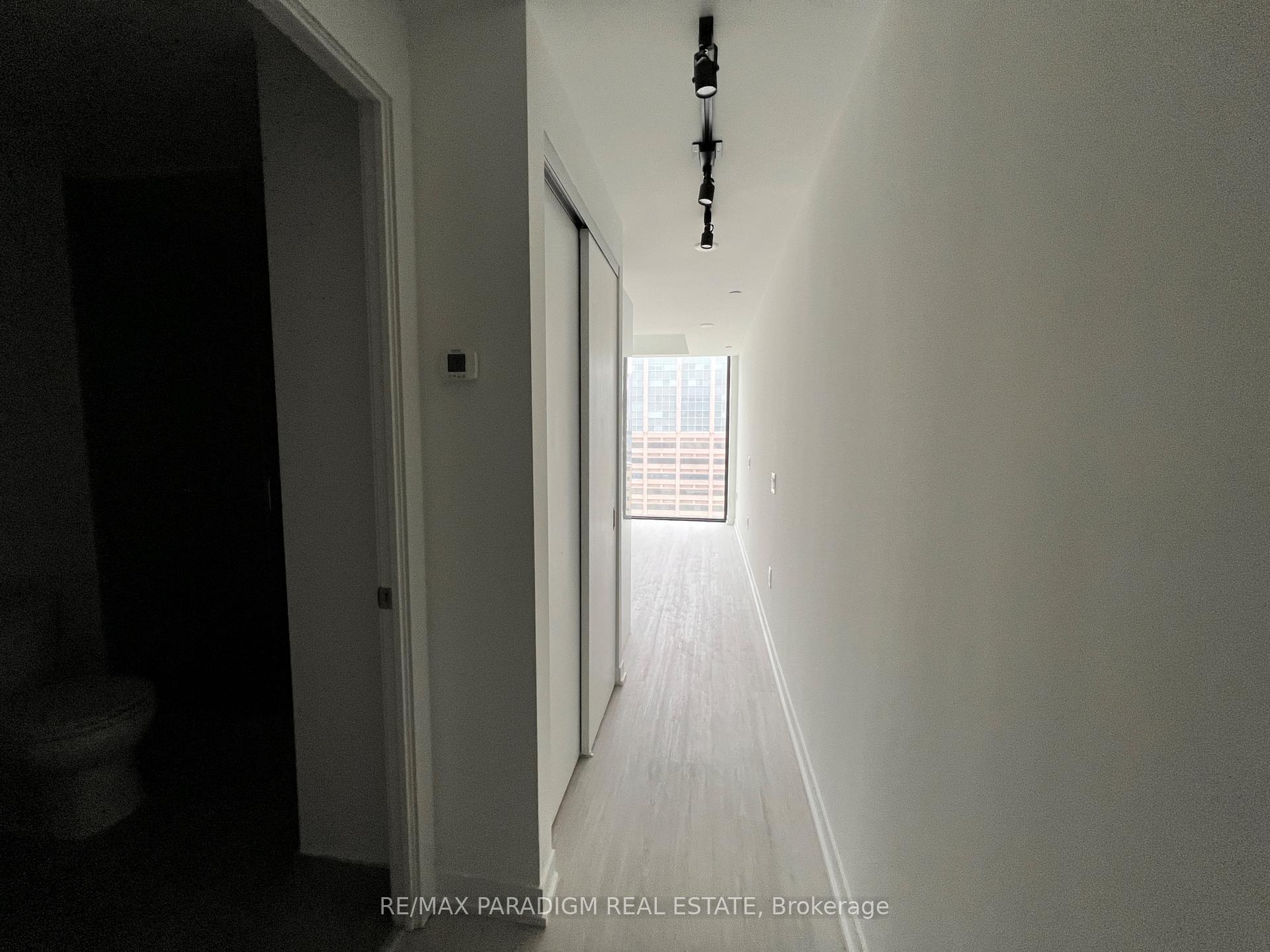 Photo 2 of Unit 1705, 195 McCaul Street, Toronto, Kensington-Chinatown — HOMEH