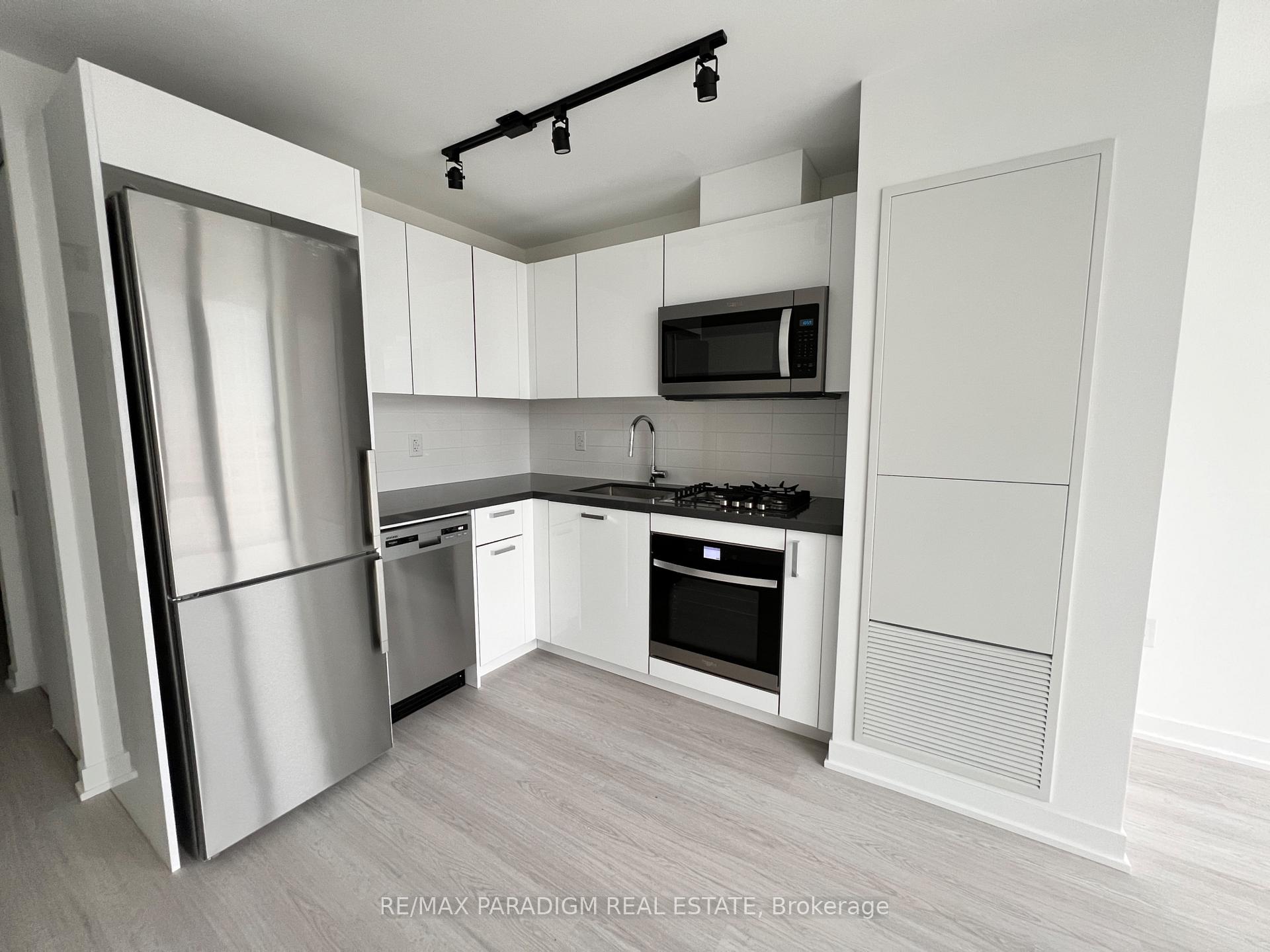 Photo 4 of Unit 1705, 195 McCaul Street, Toronto, Kensington-Chinatown — HOMEH
