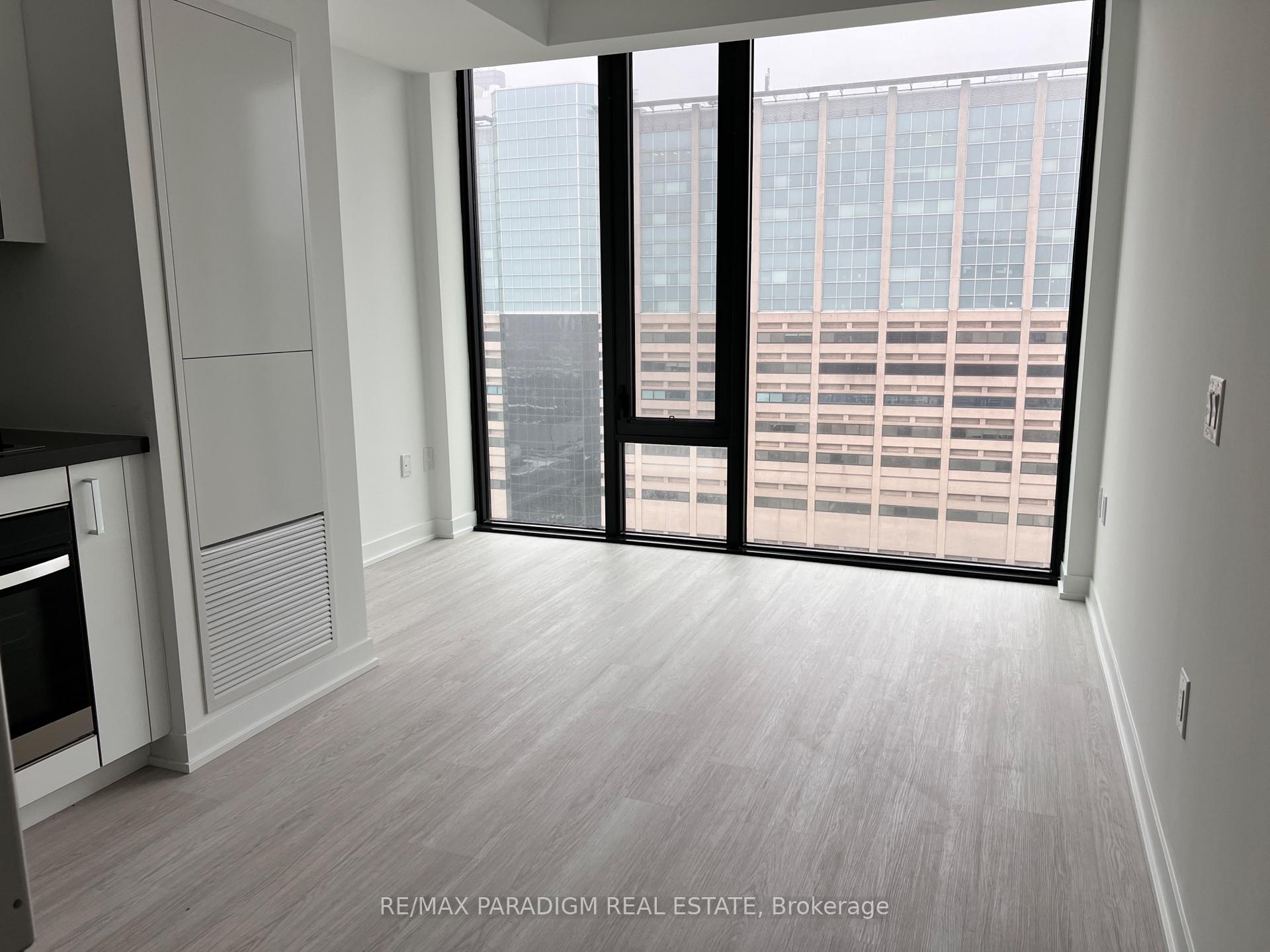 Photo 5 of Unit 1705, 195 McCaul Street, Toronto, Kensington-Chinatown — HOMEH