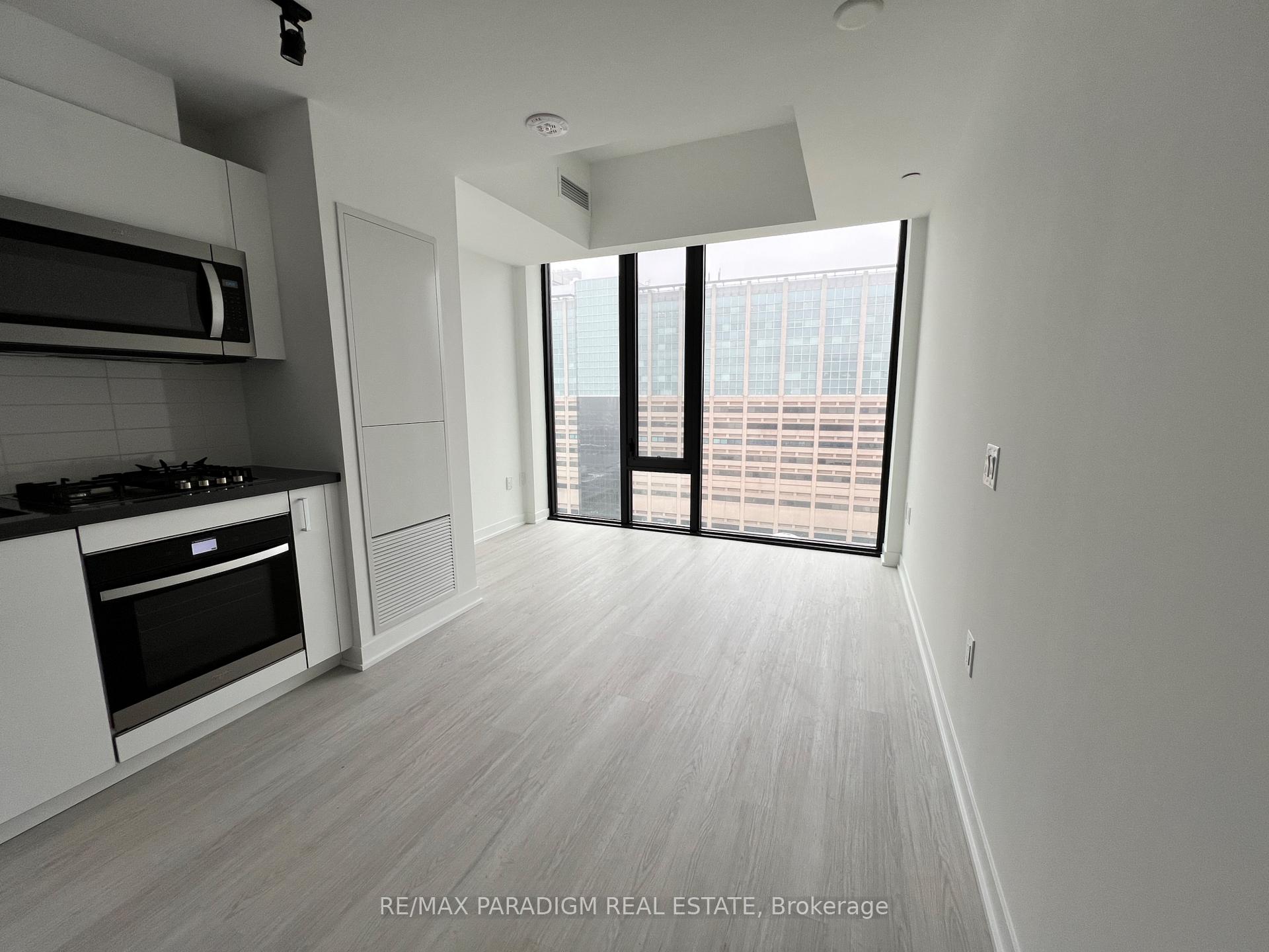 Photo 9 of Unit 1705, 195 McCaul Street, Toronto, Kensington-Chinatown — HOMEH