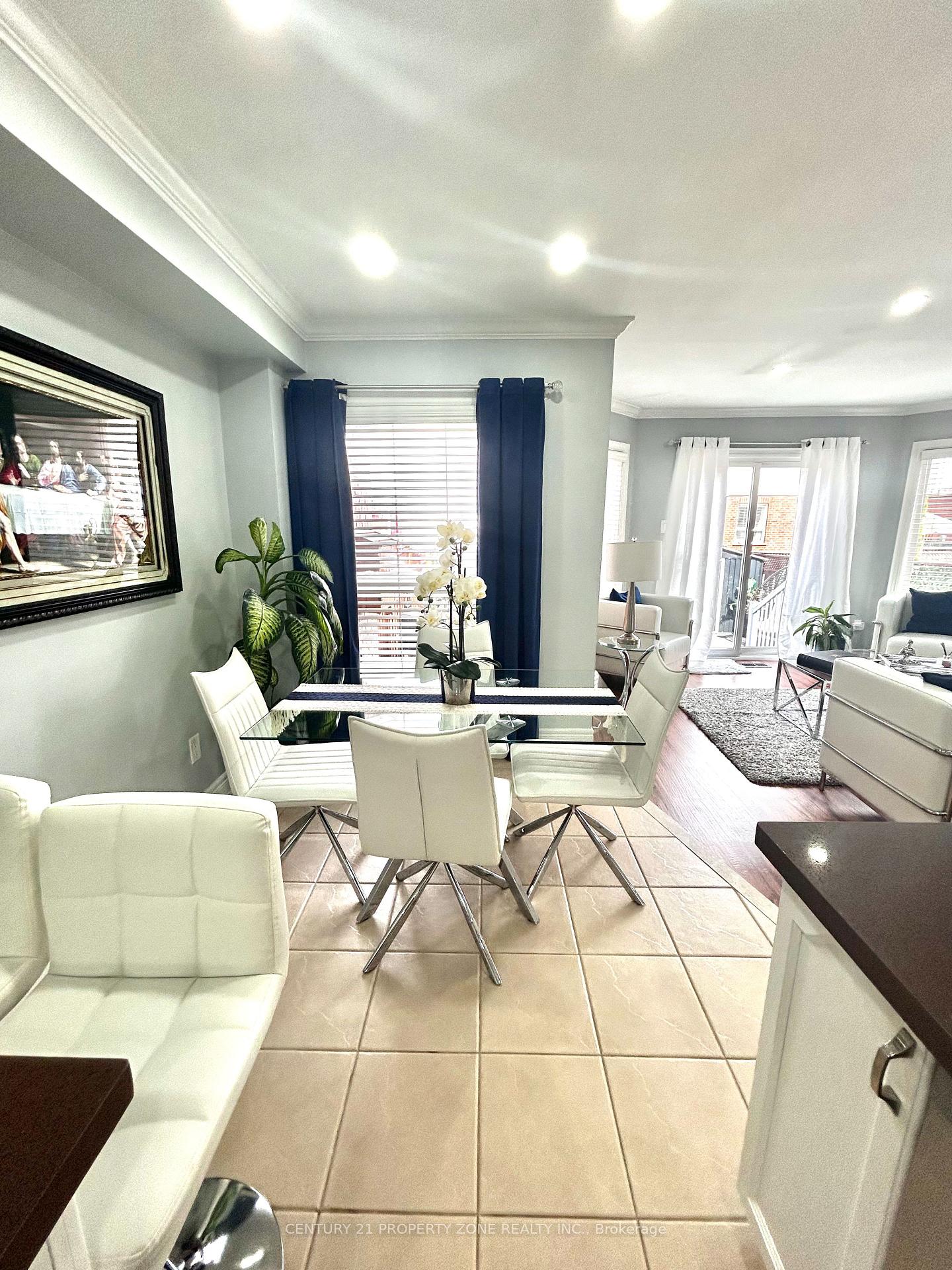 Photo 9 of 91 Monaco Court, Brampton, Fletcher's Meadow — HOMEH