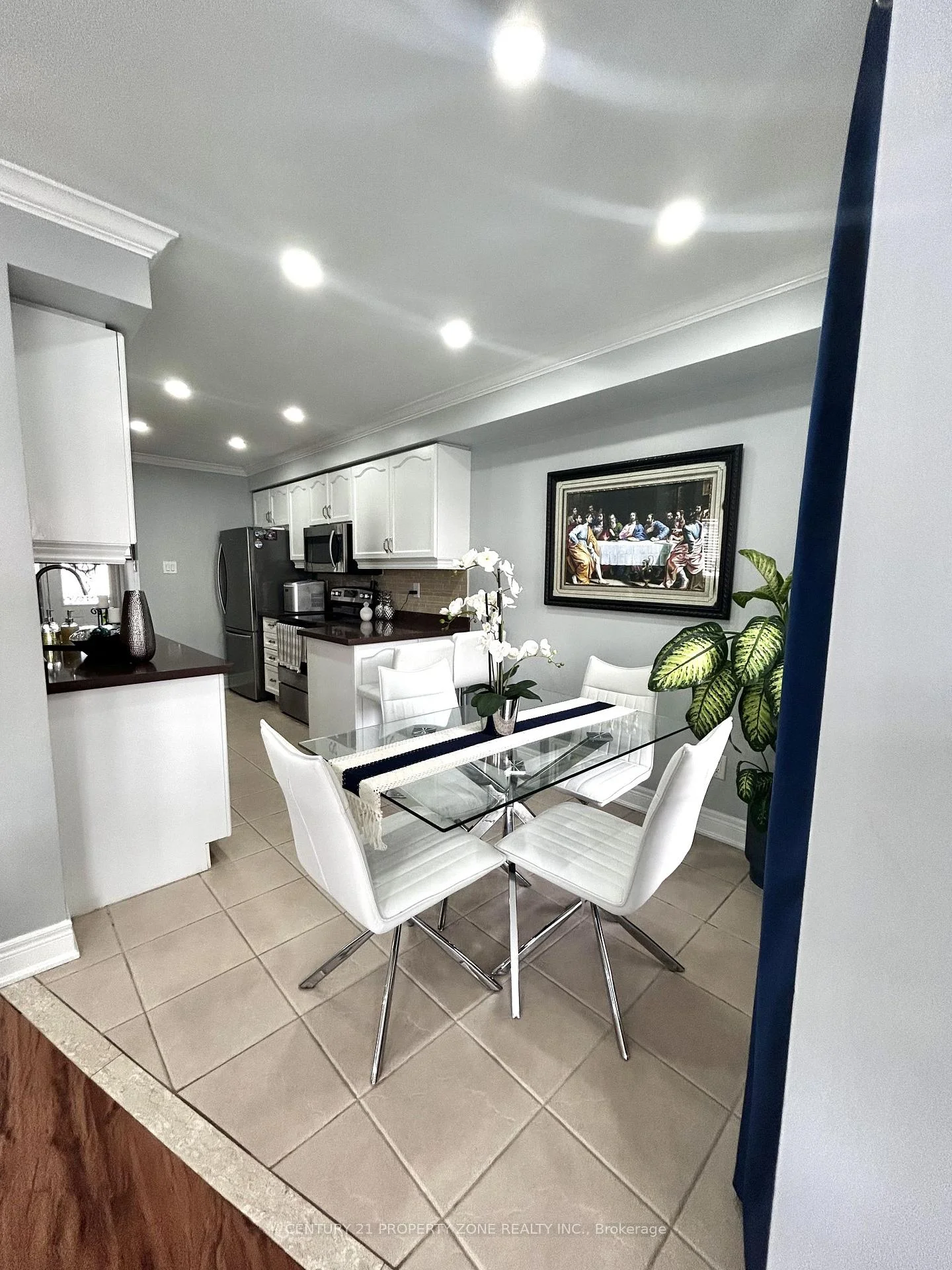 Photo 44 of 91 Monaco Court, Brampton, Fletcher's Meadow — HOMEH