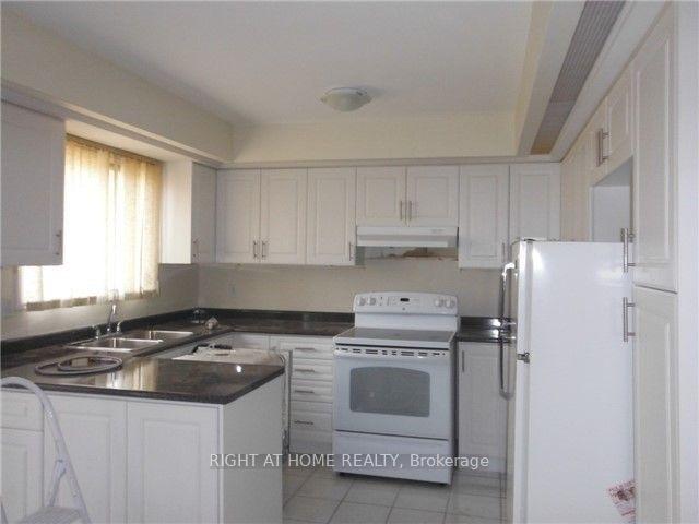 Photo 6 of 38 Clovercrest Road, North York, Don Valley Village — HOMEH
