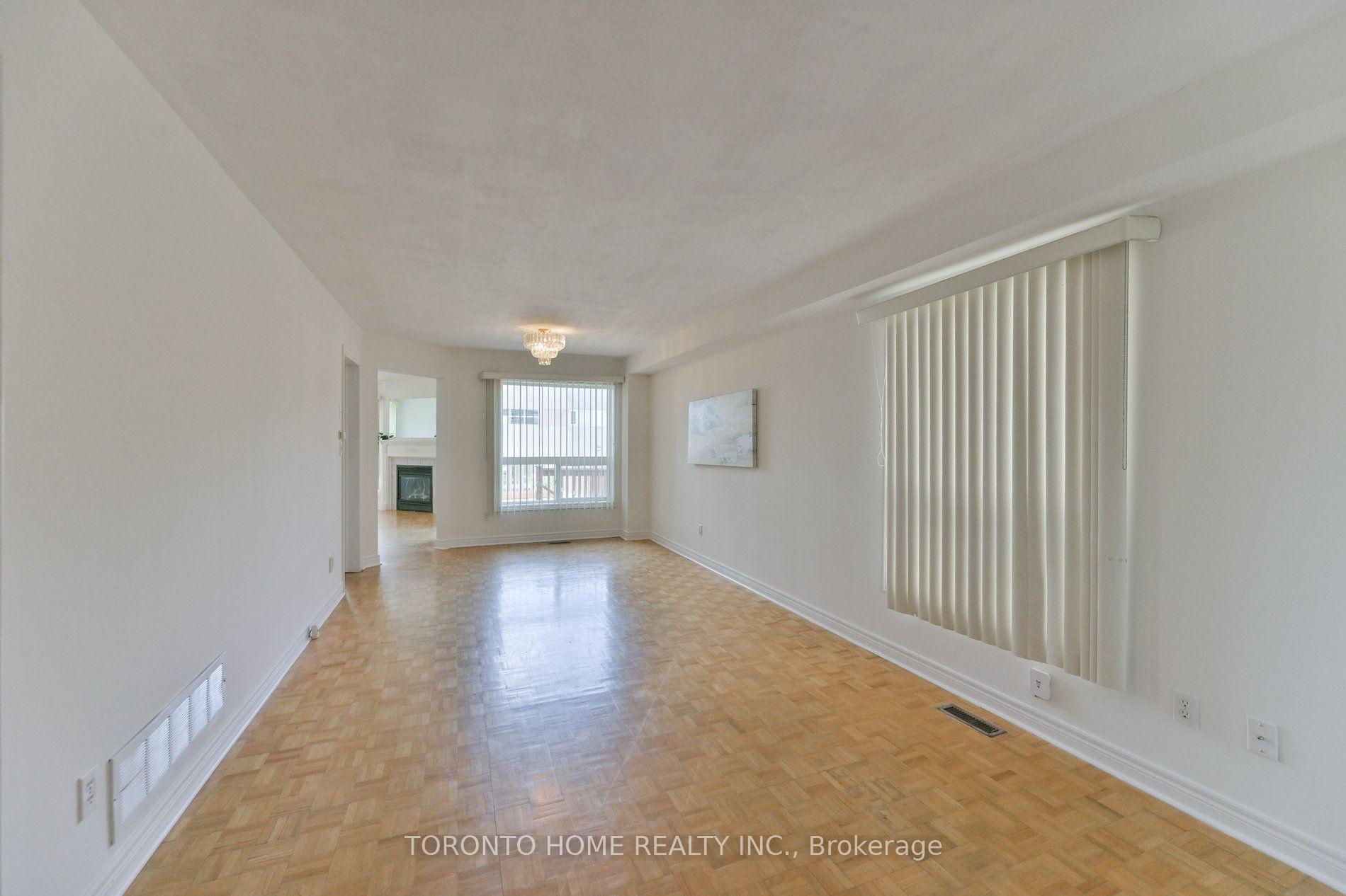 Photo 6 of 280 Monte Carlo Drive, Vaughan, Sonoma Heights — HOMEH