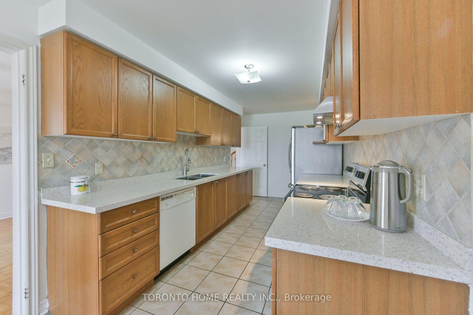 Photo 11 of 280 Monte Carlo Drive, Vaughan, Sonoma Heights — HOMEH