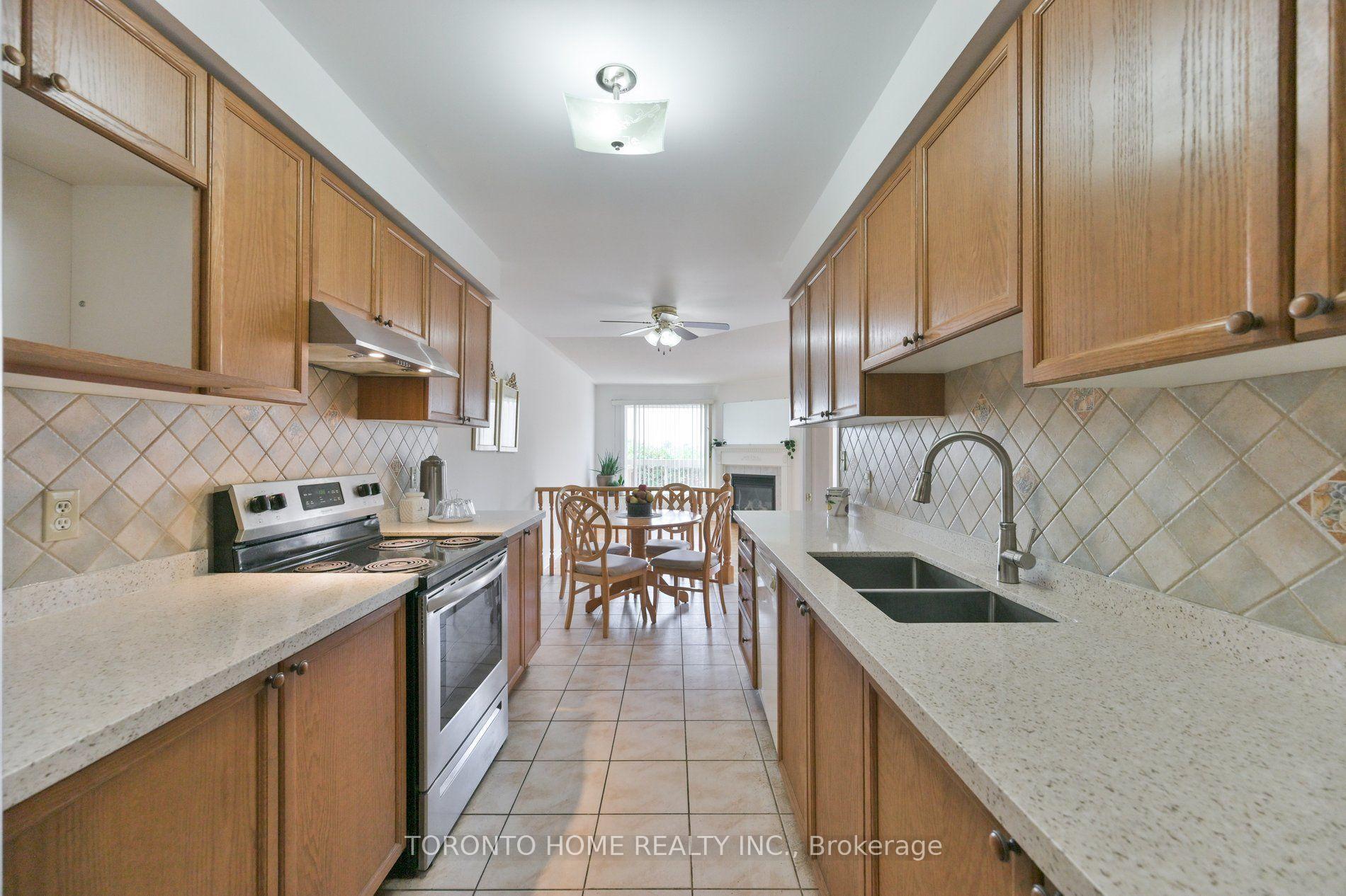 Photo 12 of 280 Monte Carlo Drive, Vaughan, Sonoma Heights — HOMEH