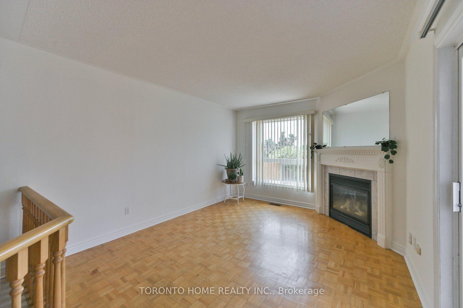 Photo 16 of 280 Monte Carlo Drive, Vaughan, Sonoma Heights — HOMEH