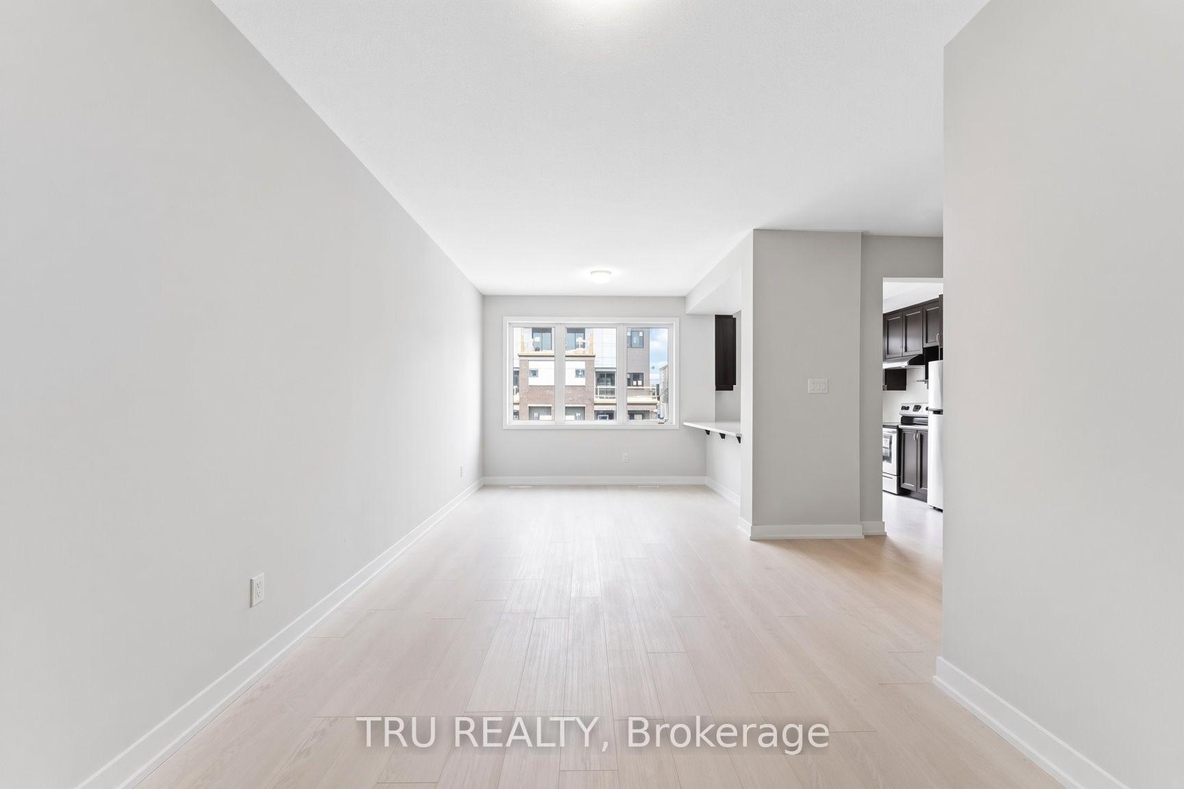 Photo 5 of 239 Anyolite Private, Ottawa, Barrhaven - Heritage Park — HOMEH