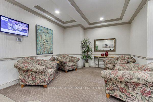 Photo 9 of Unit 207, 3 Dayspring Circle, Brampton, Goreway Drive Corridor — HOMEH