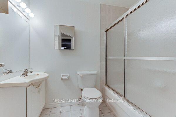 Photo 41 of Unit 207, 3 Dayspring Circle, Brampton, Goreway Drive Corridor — HOMEH