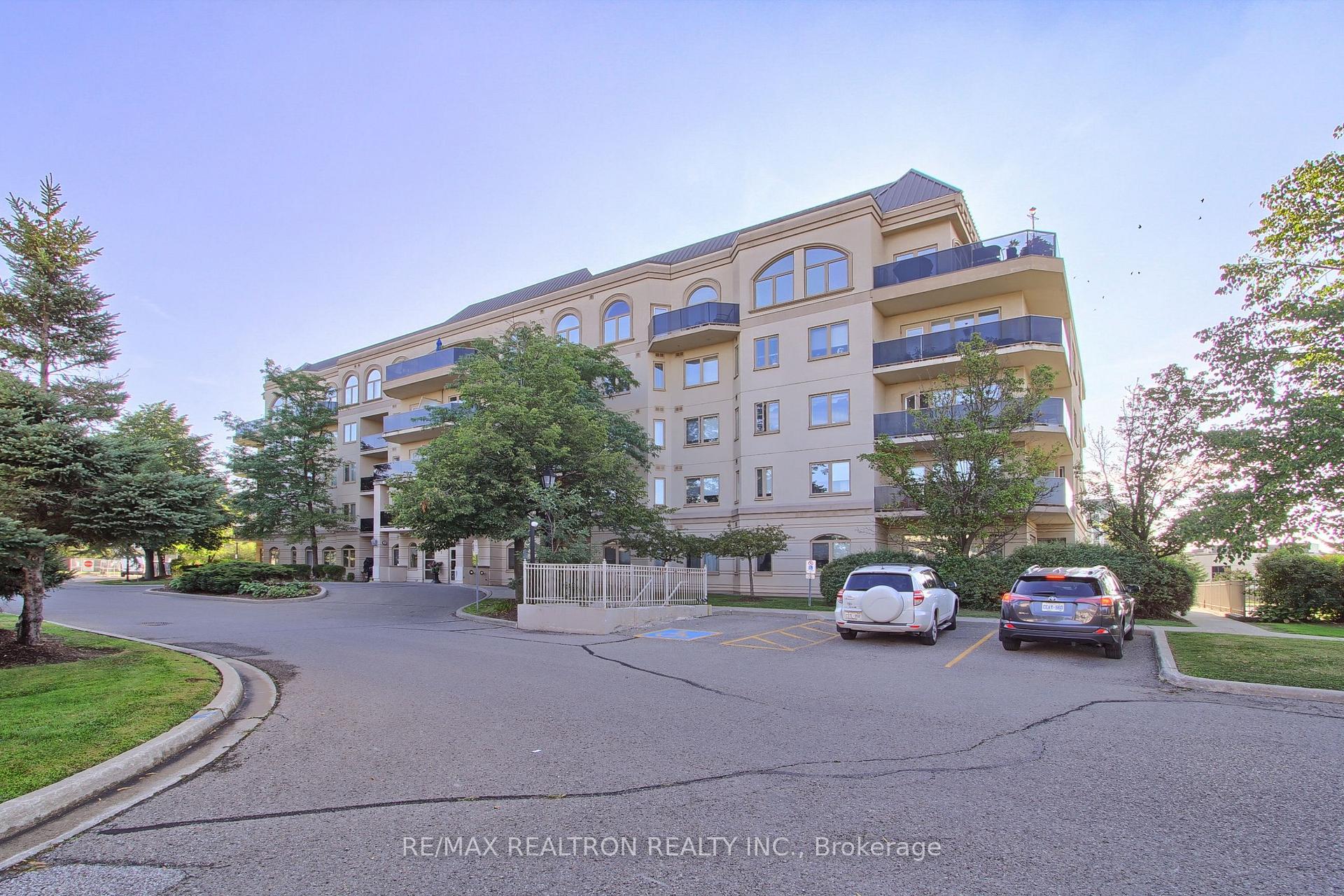 Photo 4 of Unit 207, 3 Dayspring Circle, Brampton, Goreway Drive Corridor — HOMEH
