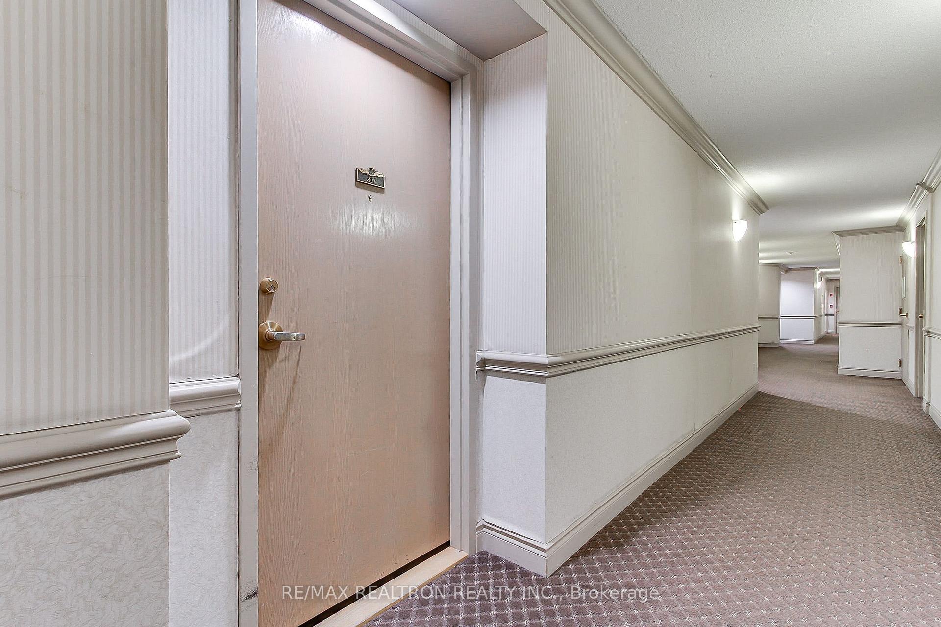 Photo 14 of Unit 207, 3 Dayspring Circle, Brampton, Goreway Drive Corridor — HOMEH