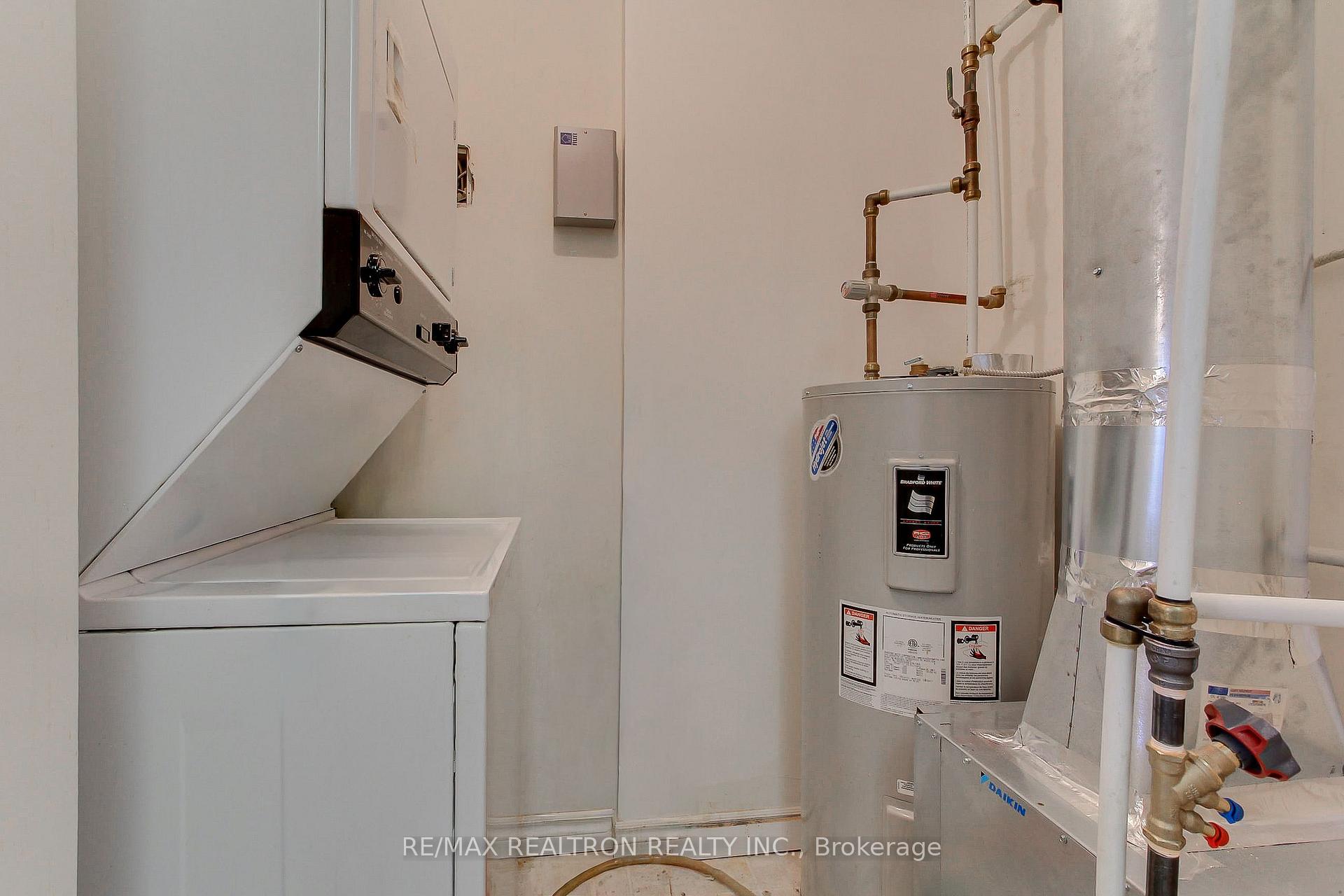 Photo 44 of Unit 207, 3 Dayspring Circle, Brampton, Goreway Drive Corridor — HOMEH