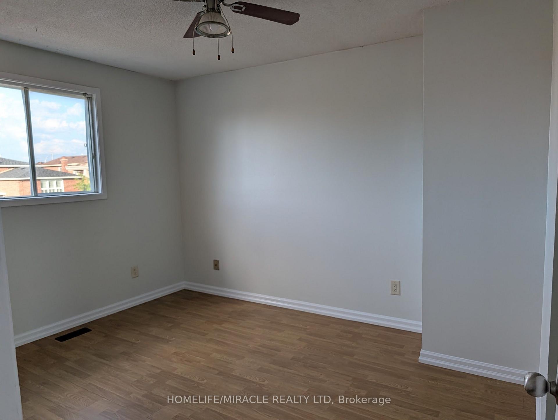 Photo 9 of 18 Beisel Court, Brampton, Heart Lake West — HOMEH