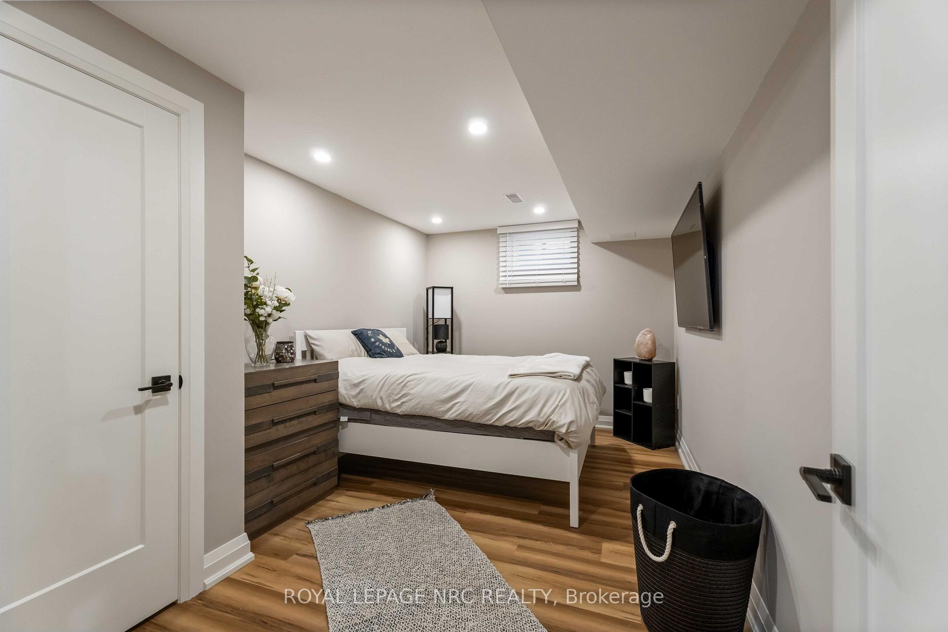 Photo 34 of 3680 Weinbrenner Road, Niagara Falls, Chippawa — HOMEH