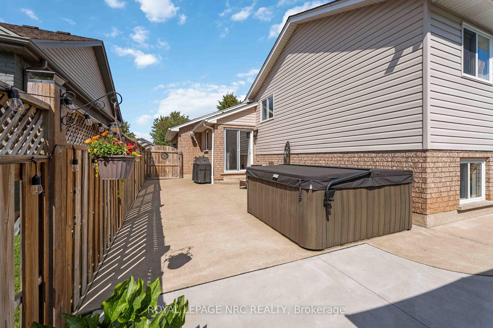 Photo 41 of 3680 Weinbrenner Road, Niagara Falls, Chippawa — HOMEH