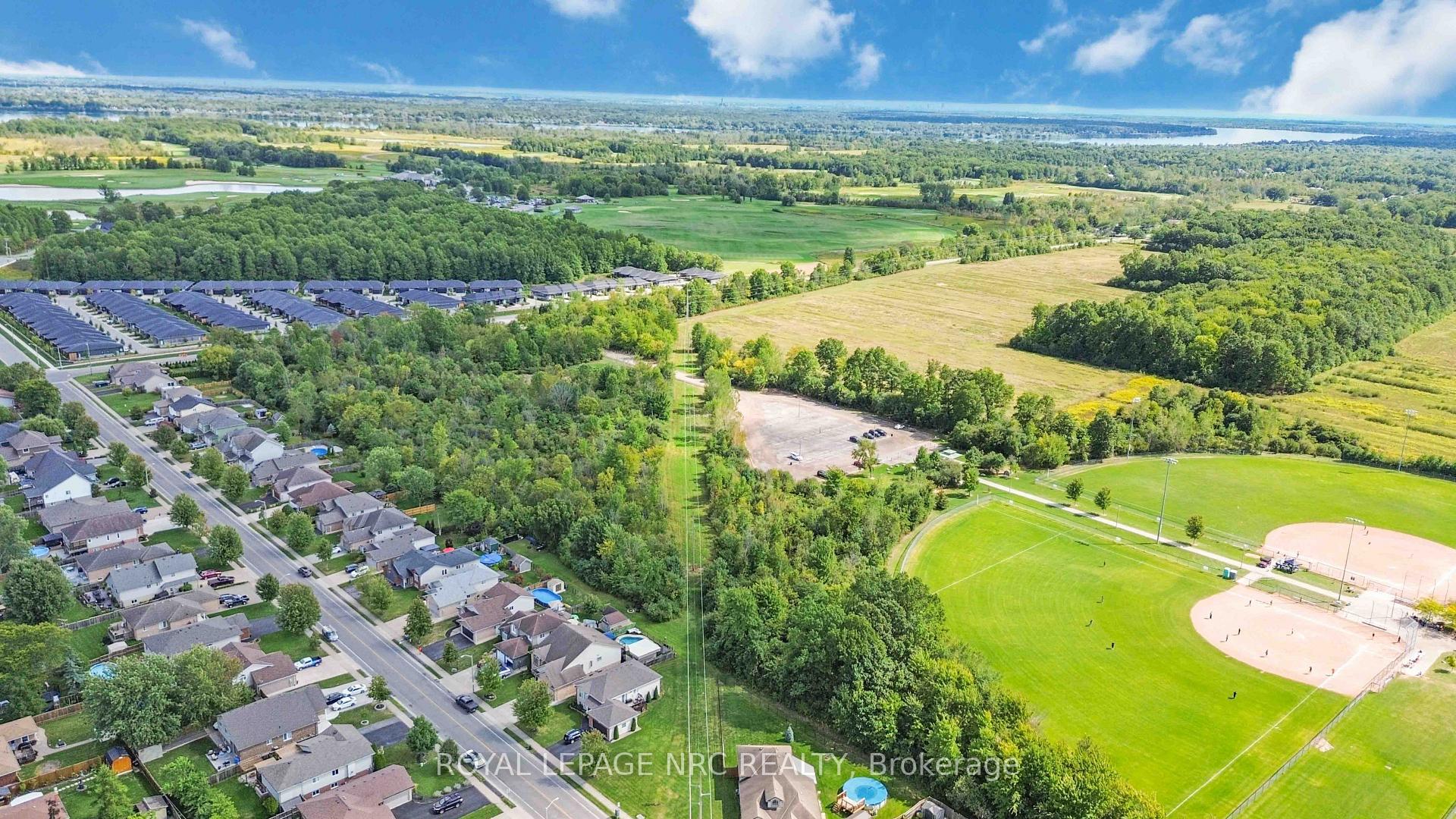 Photo 48 of 3680 Weinbrenner Road, Niagara Falls, Chippawa — HOMEH