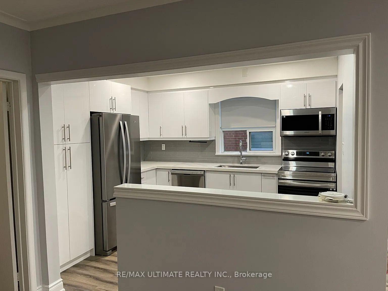 Photo 7 of Unit 2, 749 Marlee Avenue, North York, Yorkdale-Glen Park — HOMEH