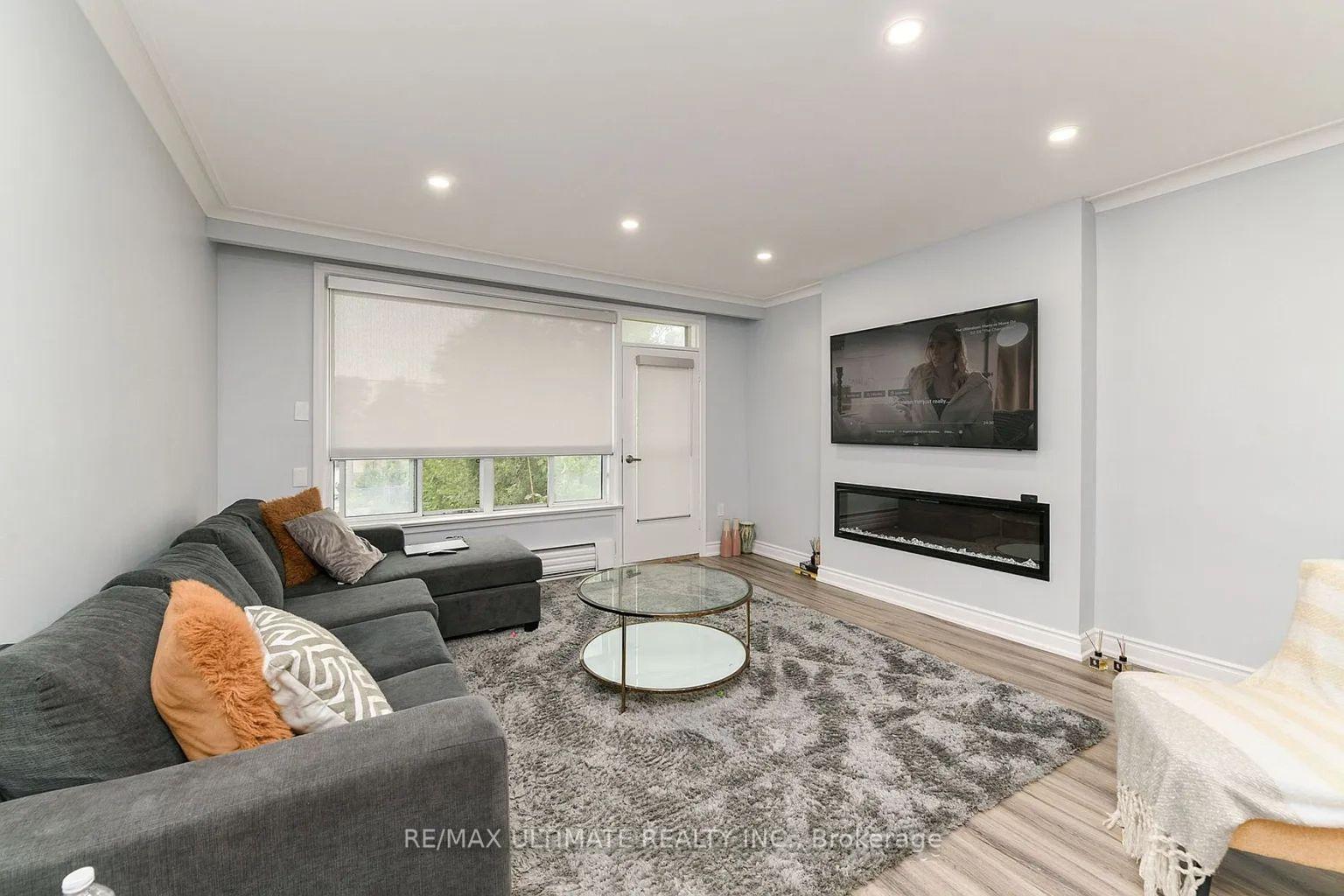 Photo 9 of Unit 2, 749 Marlee Avenue, North York, Yorkdale-Glen Park — HOMEH