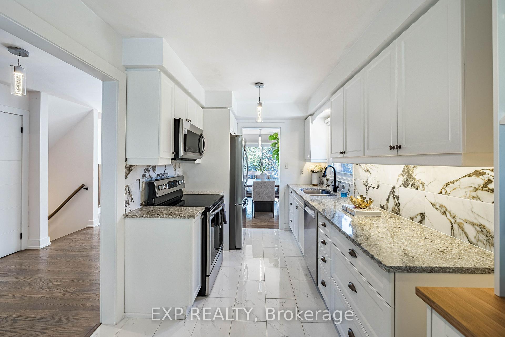 Photo 14 of Unit 44, 2915 Headon Forest Drive, Burlington, Headon — HOMEH