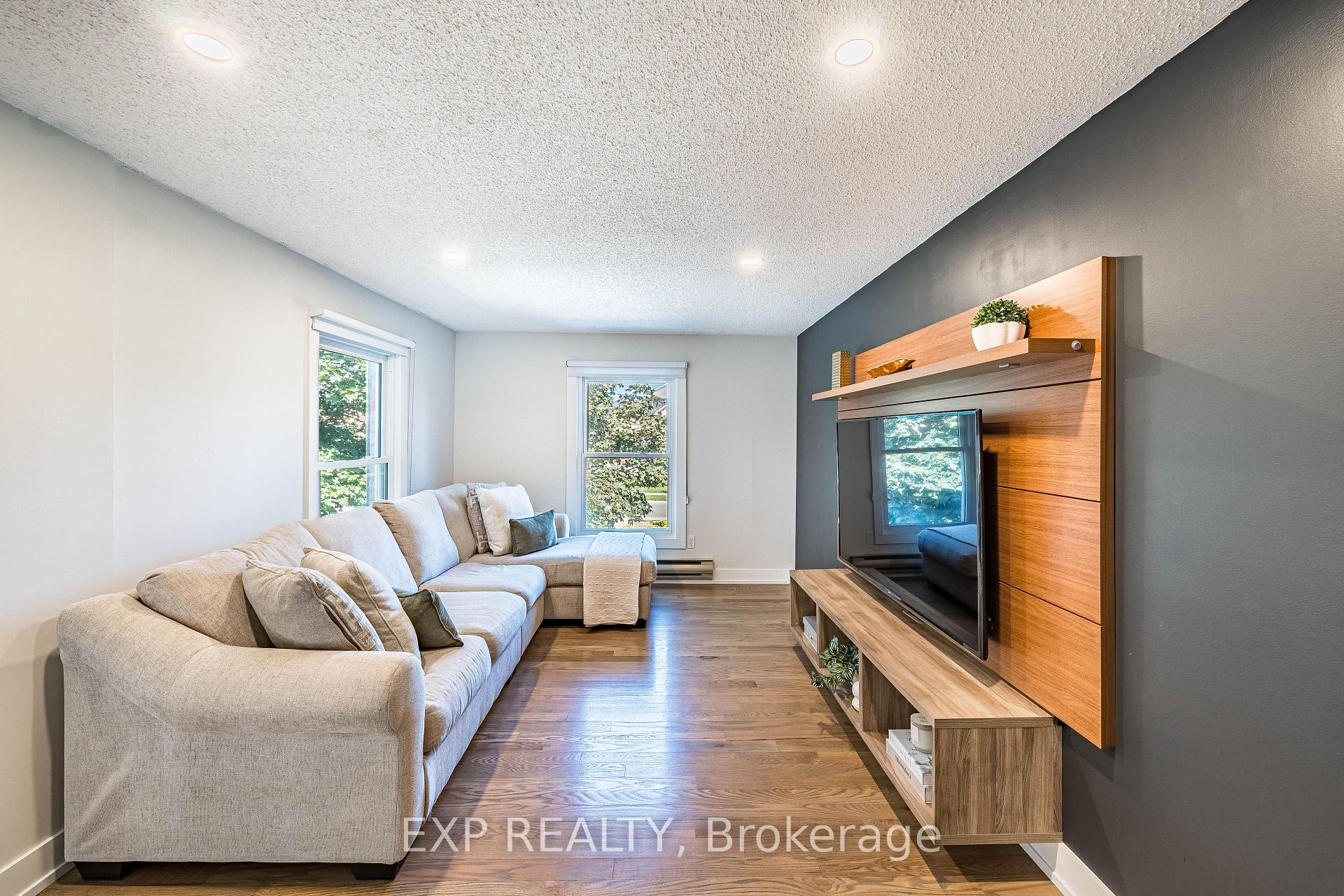 Photo 20 of Unit 44, 2915 Headon Forest Drive, Burlington, Headon — HOMEH