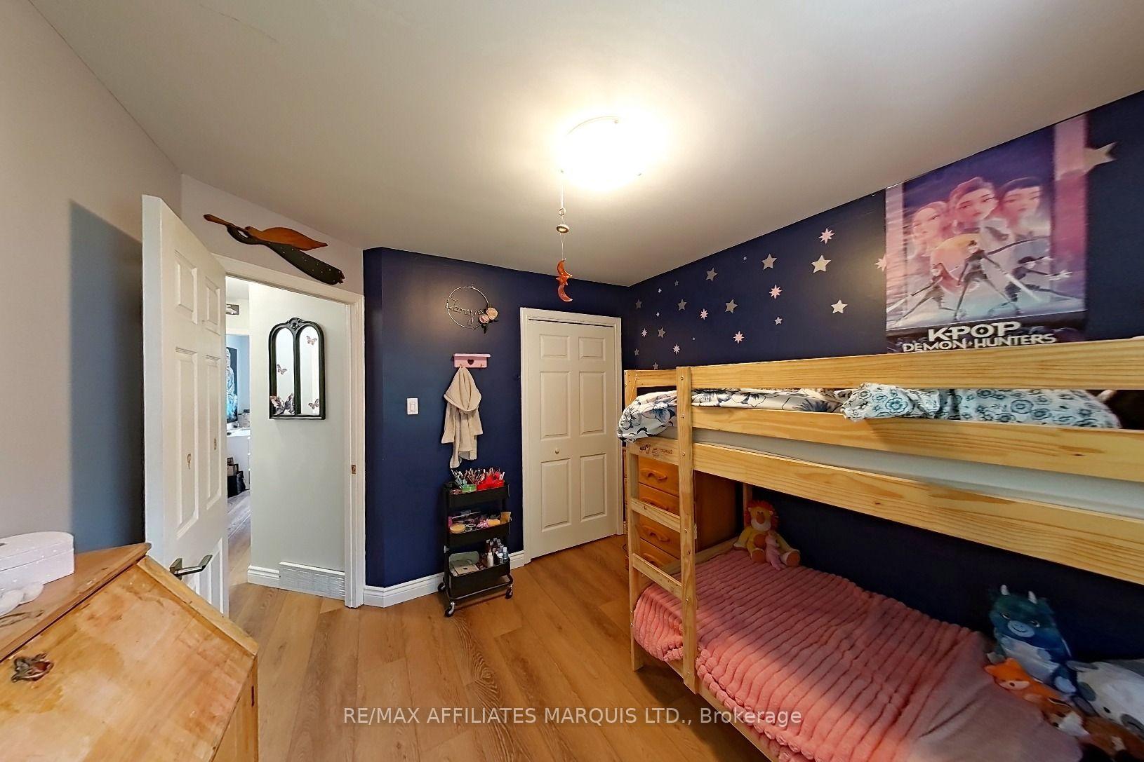 Photo 9 of 21 Wellington Street E, Cornwall, Cornwall — HOMEH