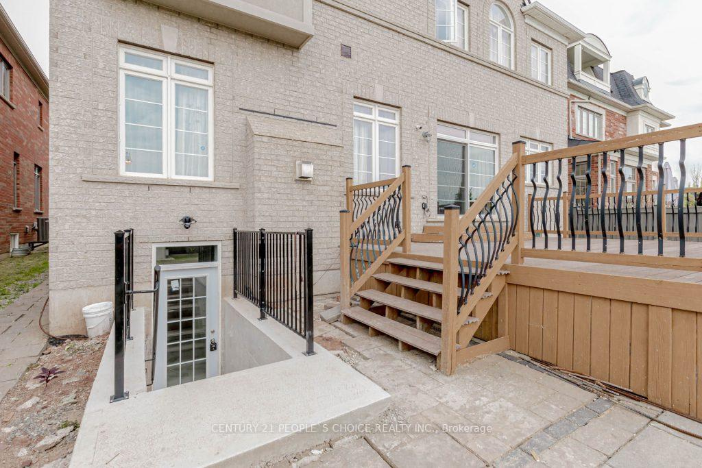 Photo 6 of Unit Lower, 4 Cachet Court, Brampton, Credit Valley — HOMEH