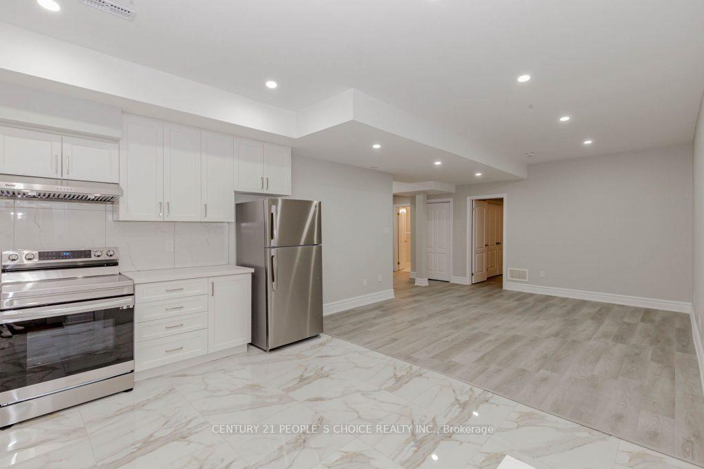 Photo 9 of Unit Lower, 4 Cachet Court, Brampton, Credit Valley — HOMEH