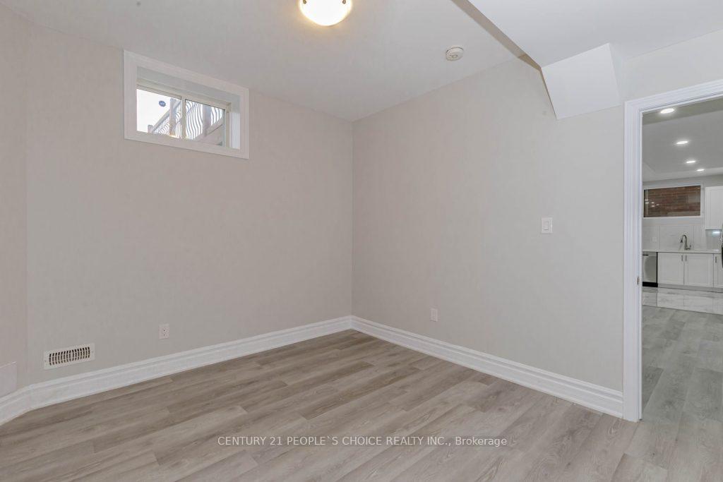 Photo 23 of Unit Lower, 4 Cachet Court, Brampton, Credit Valley — HOMEH