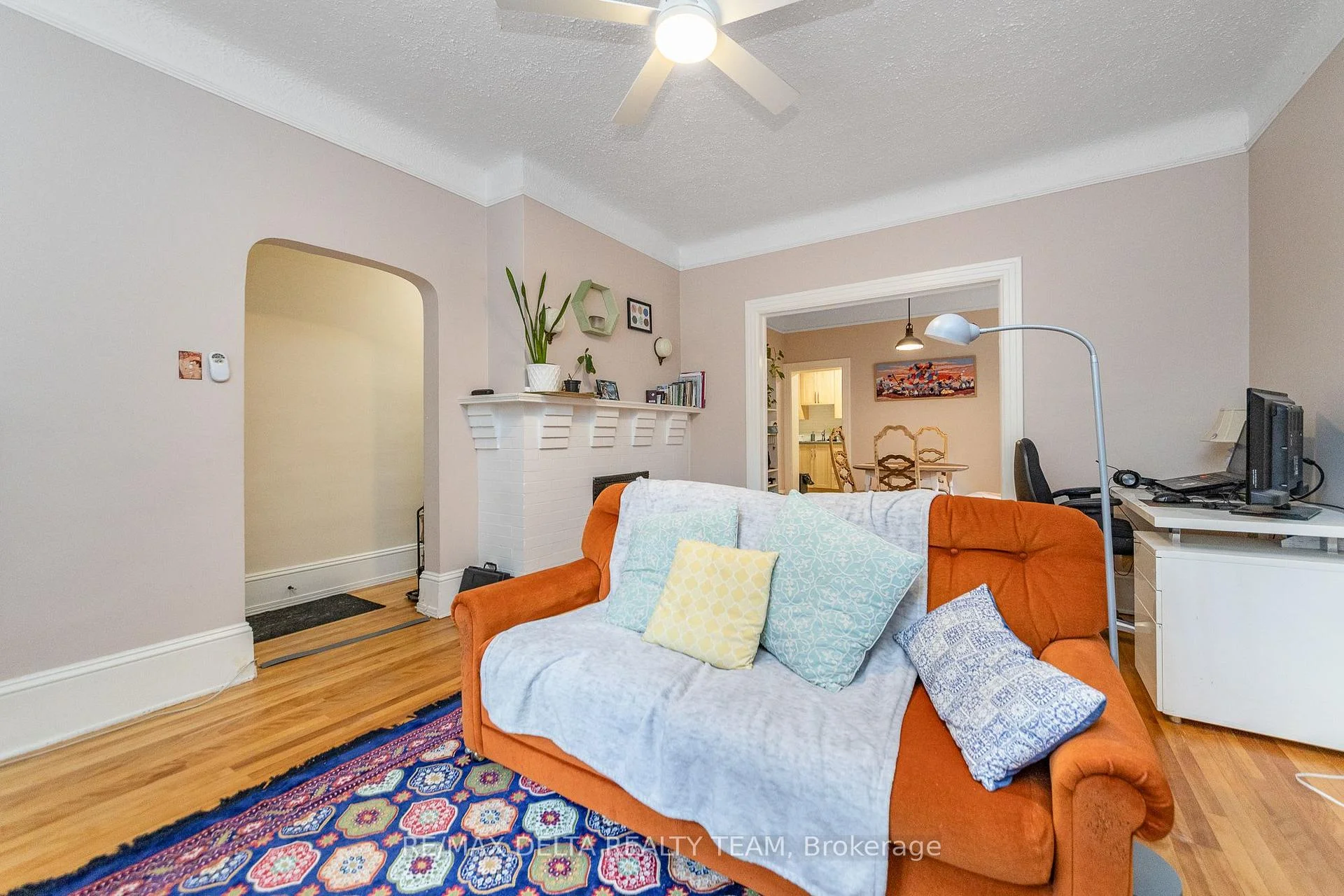 Photo 5 of Unit A, 192 Stanley Avenue, Ottawa, New Edinburgh — HOMEH