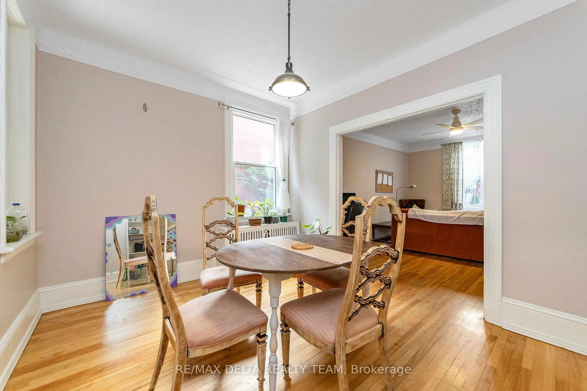 Photo 9 of Unit A, 192 Stanley Avenue, Ottawa, New Edinburgh — HOMEH