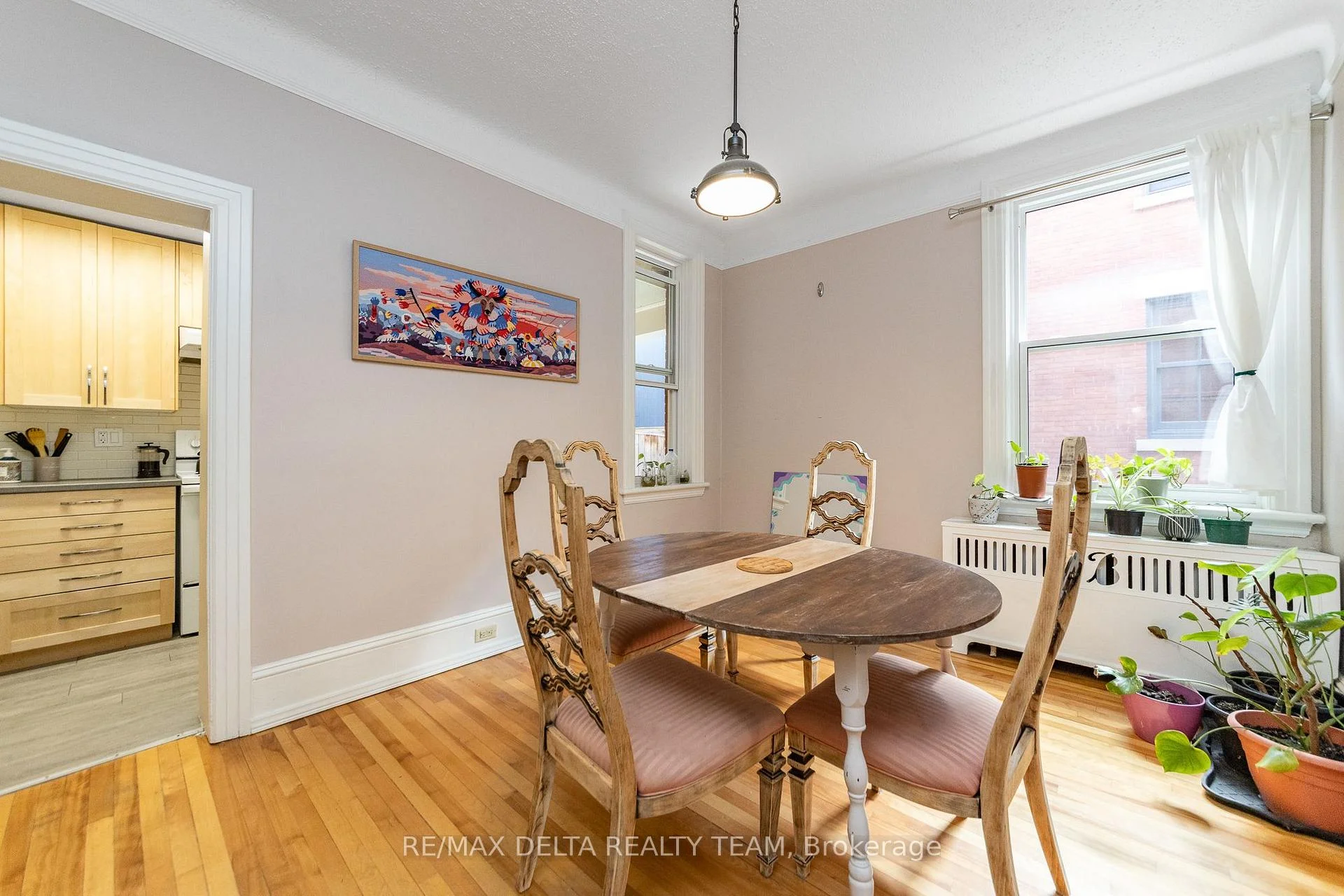 Photo 10 of Unit A, 192 Stanley Avenue, Ottawa, New Edinburgh — HOMEH