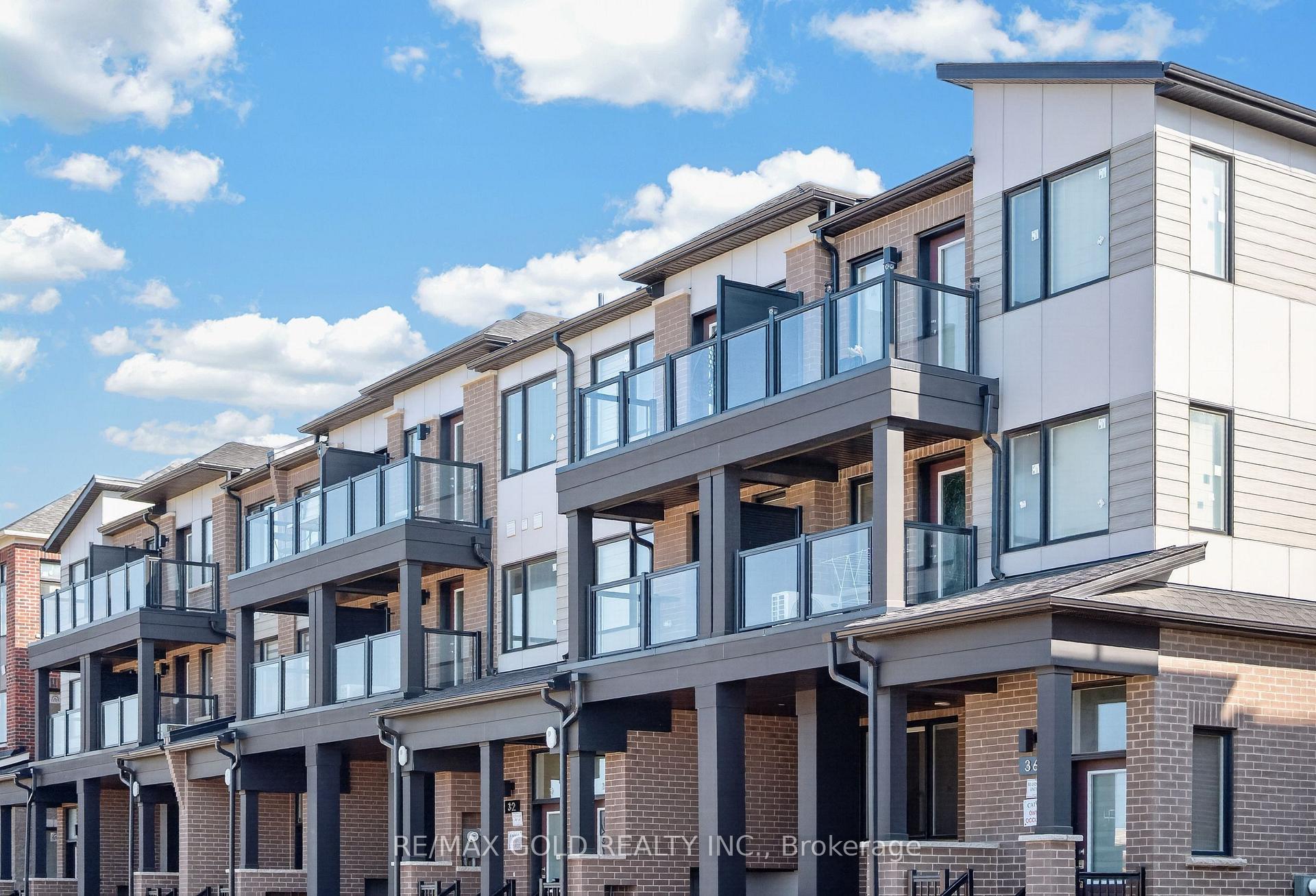 Photo 1 of 32 Twinflower Way, Brampton, Northwest Brampton — HOMEH