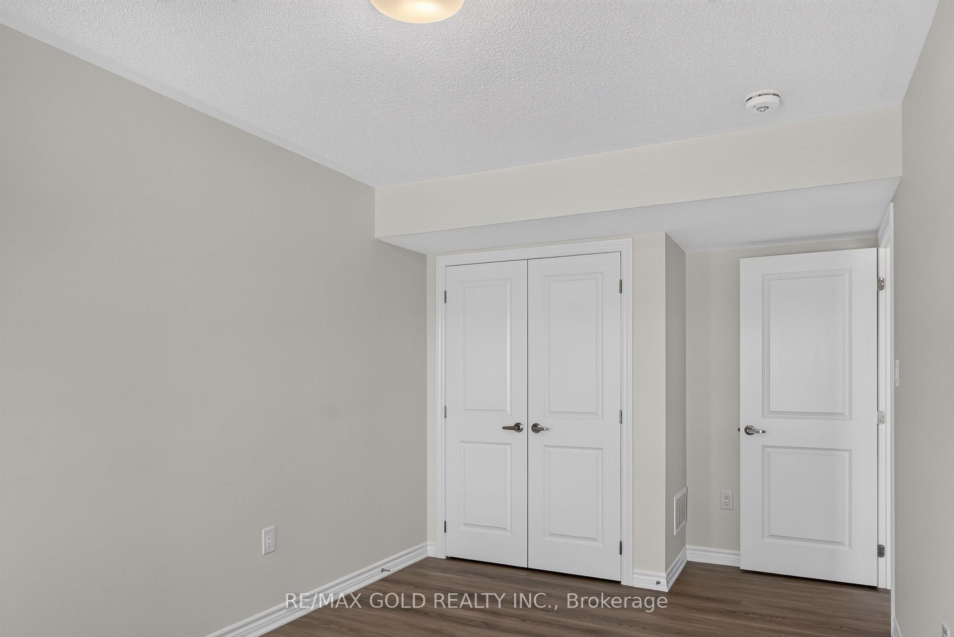Photo 23 of 32 Twinflower Way, Brampton, Northwest Brampton — HOMEH