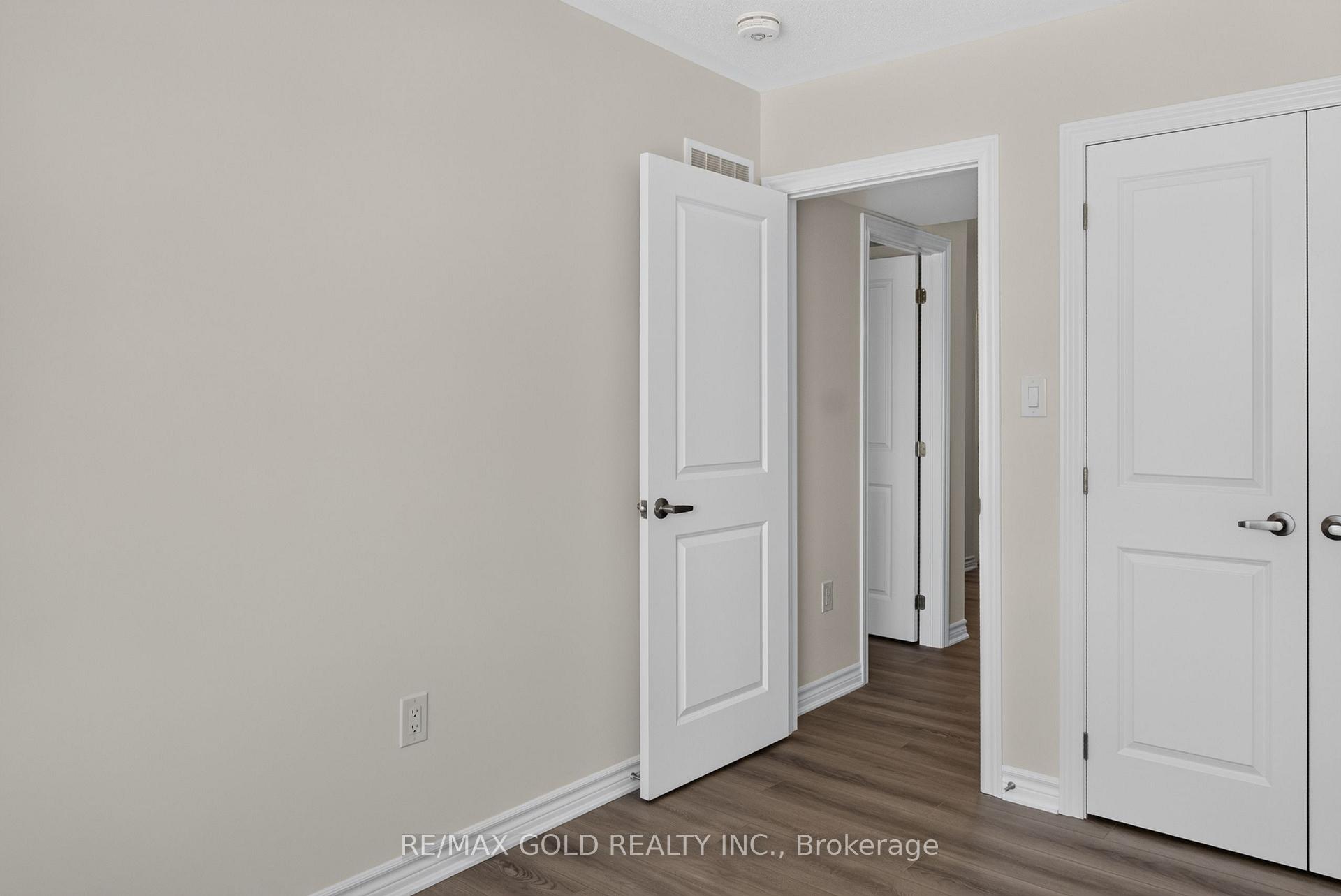 Photo 26 of 32 Twinflower Way, Brampton, Northwest Brampton — HOMEH