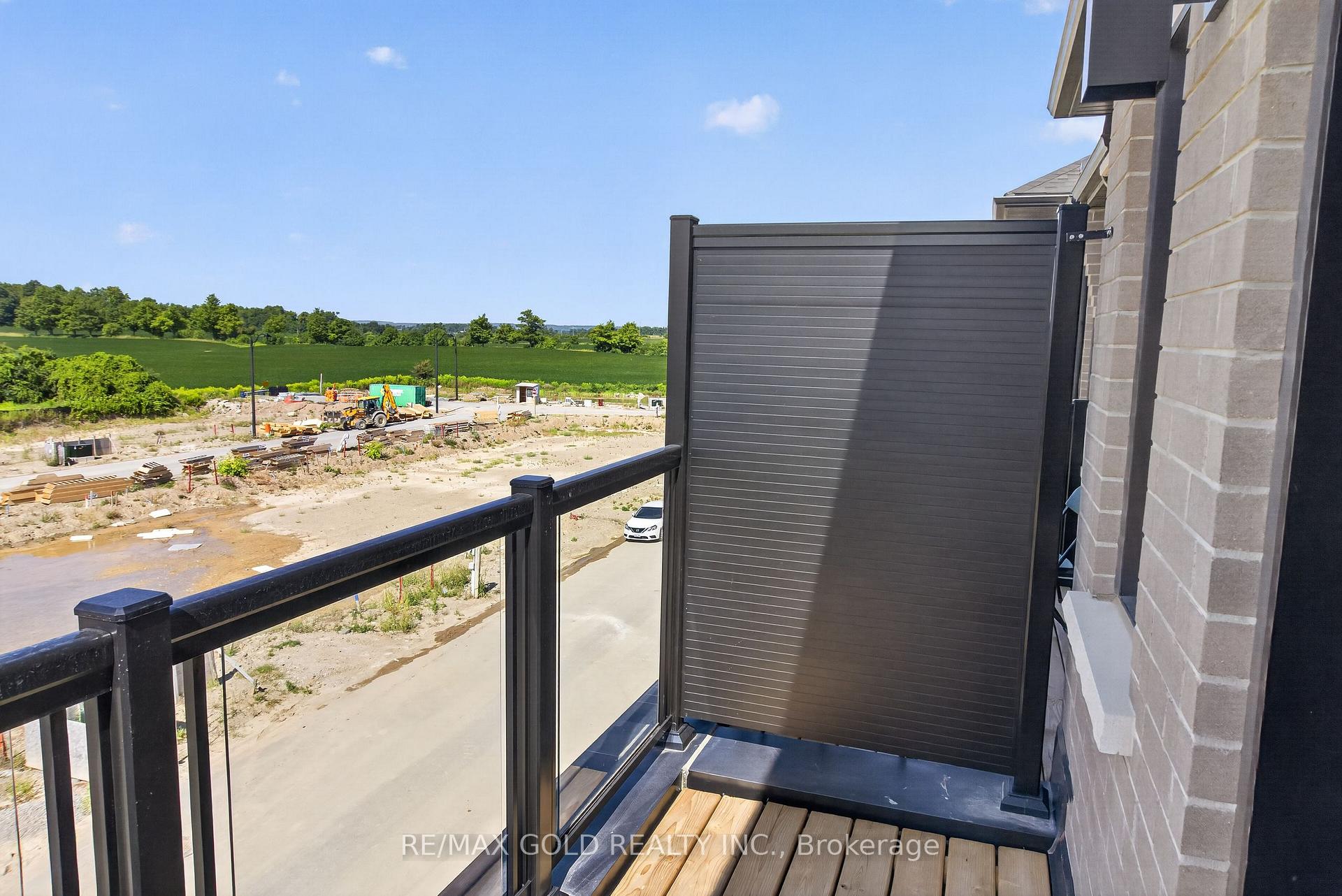 Photo 35 of 32 Twinflower Way, Brampton, Northwest Brampton — HOMEH