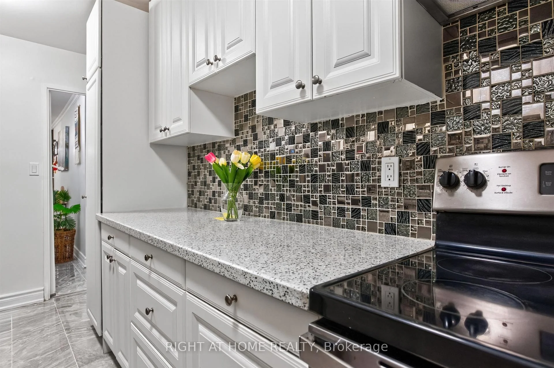 Photo 15 of Unit 2407, 3 Massey Square, Toronto, Crescent Town — HOMEH