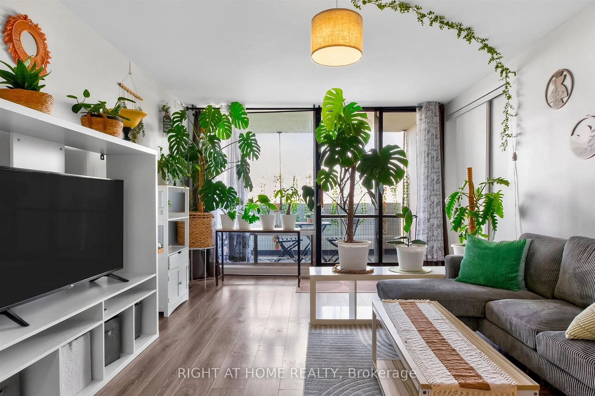 Photo 26 of Unit 2407, 3 Massey Square, Toronto, Crescent Town — HOMEH